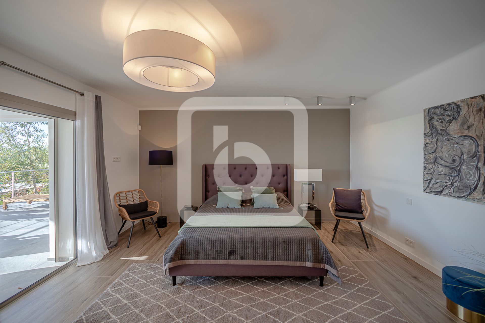 Hus i Mougins, Provence-Alpes-Cote D'azur 10049795