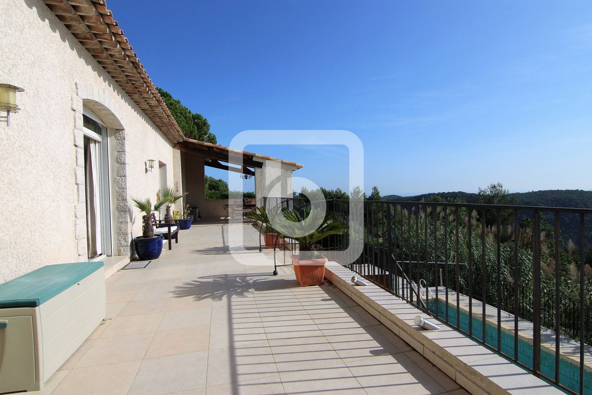 rumah dalam Tourrettes Sur Loup, Provence-Alpes-Cote D'azur 10049831