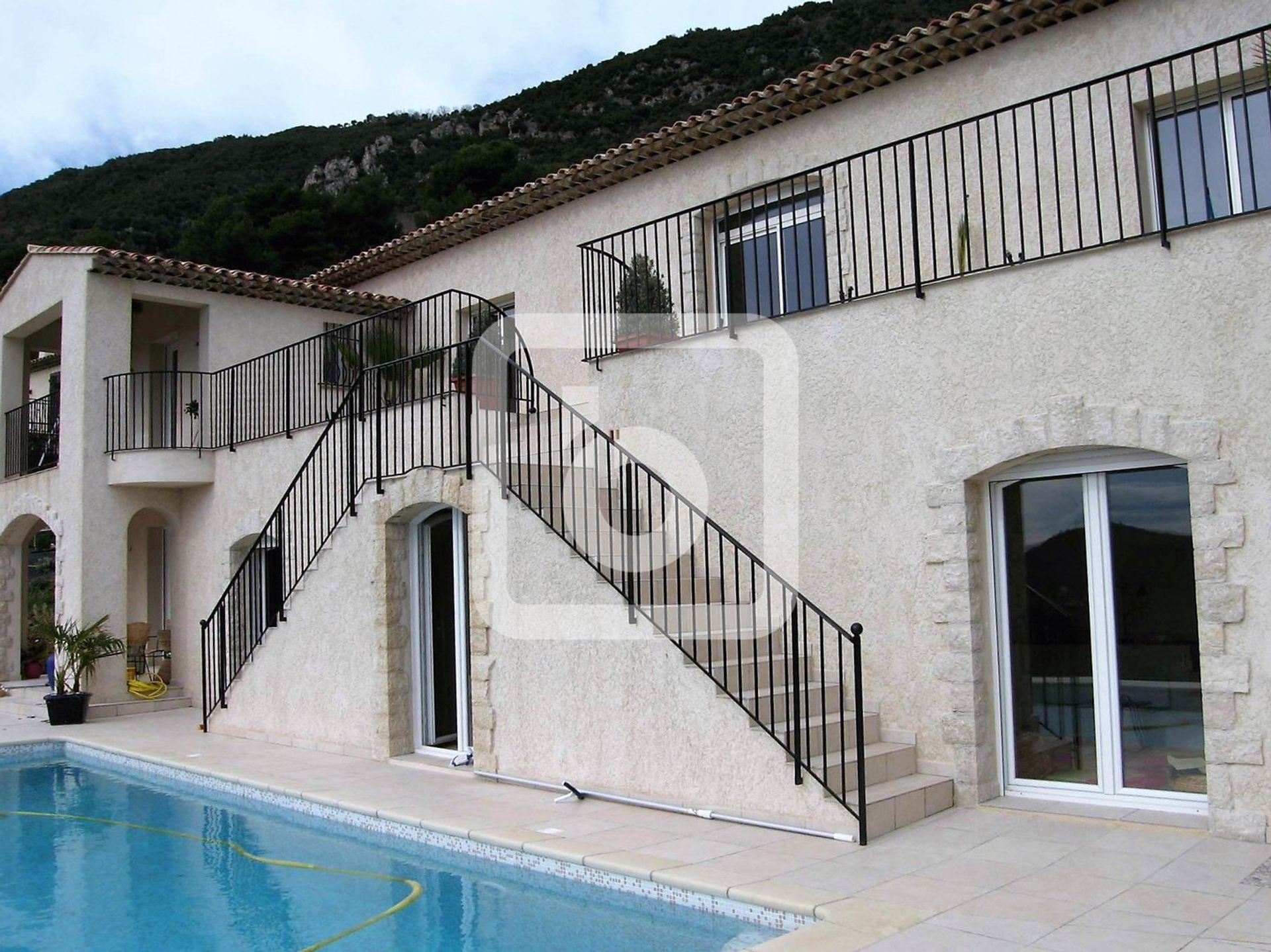 rumah dalam Tourrettes Sur Loup, Provence-Alpes-Cote D'azur 10049831