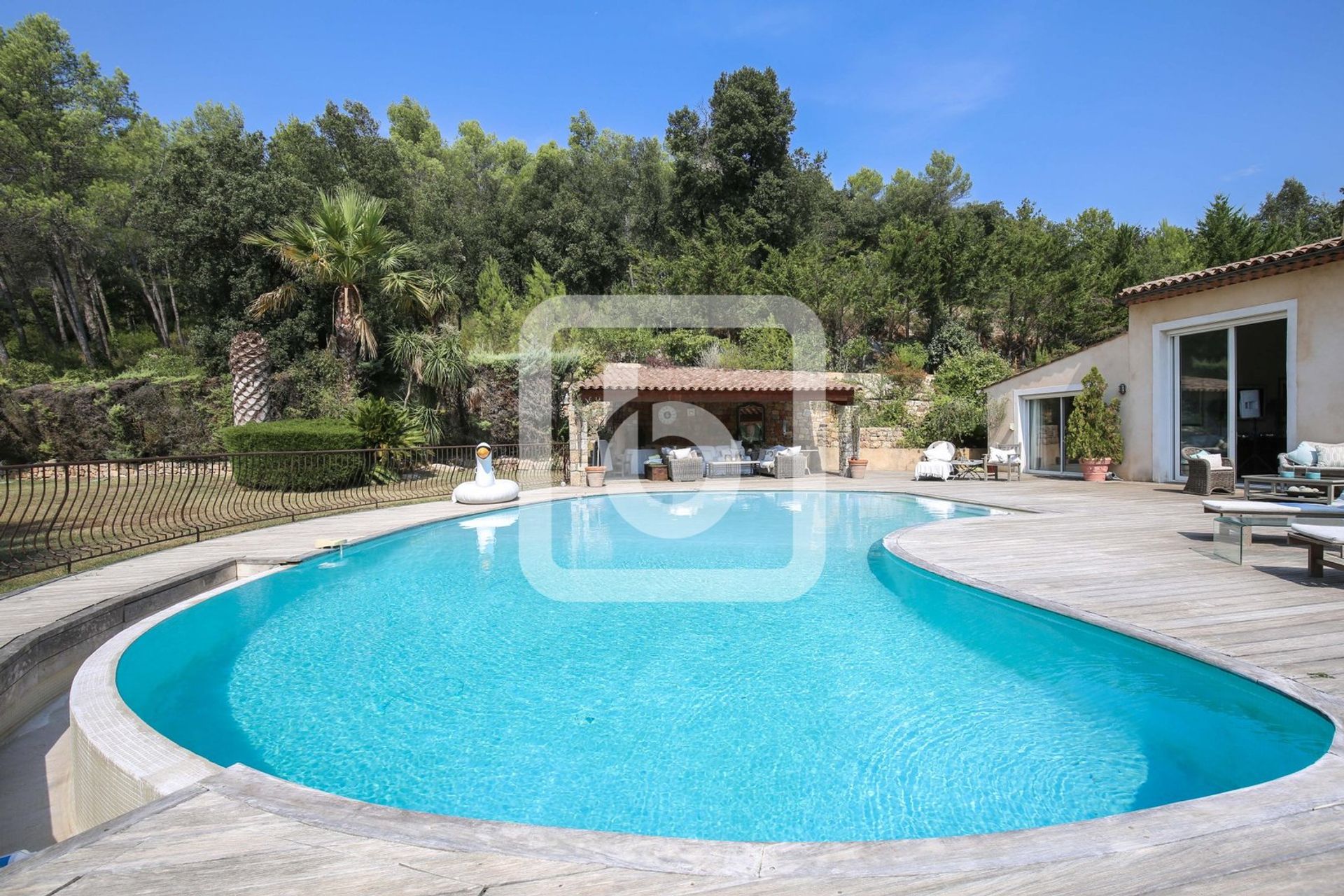 Hus i Valbonne, Provence-Alpes-Cote d'Azur 10049846