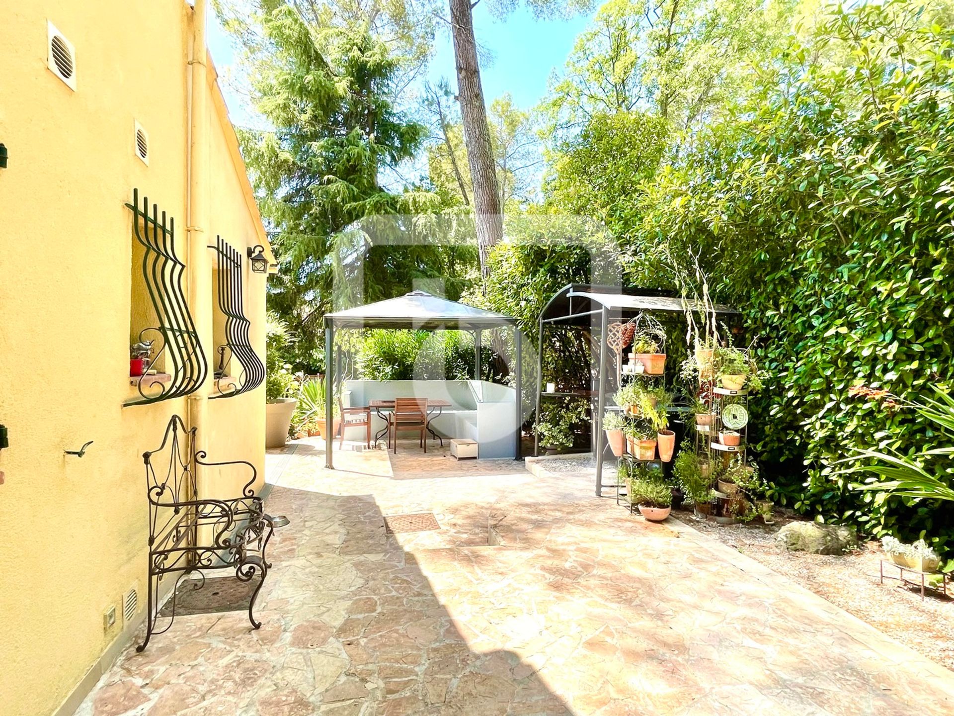 Haus im Valbonne, Provence-Alpes-Cote D'azur 10049853