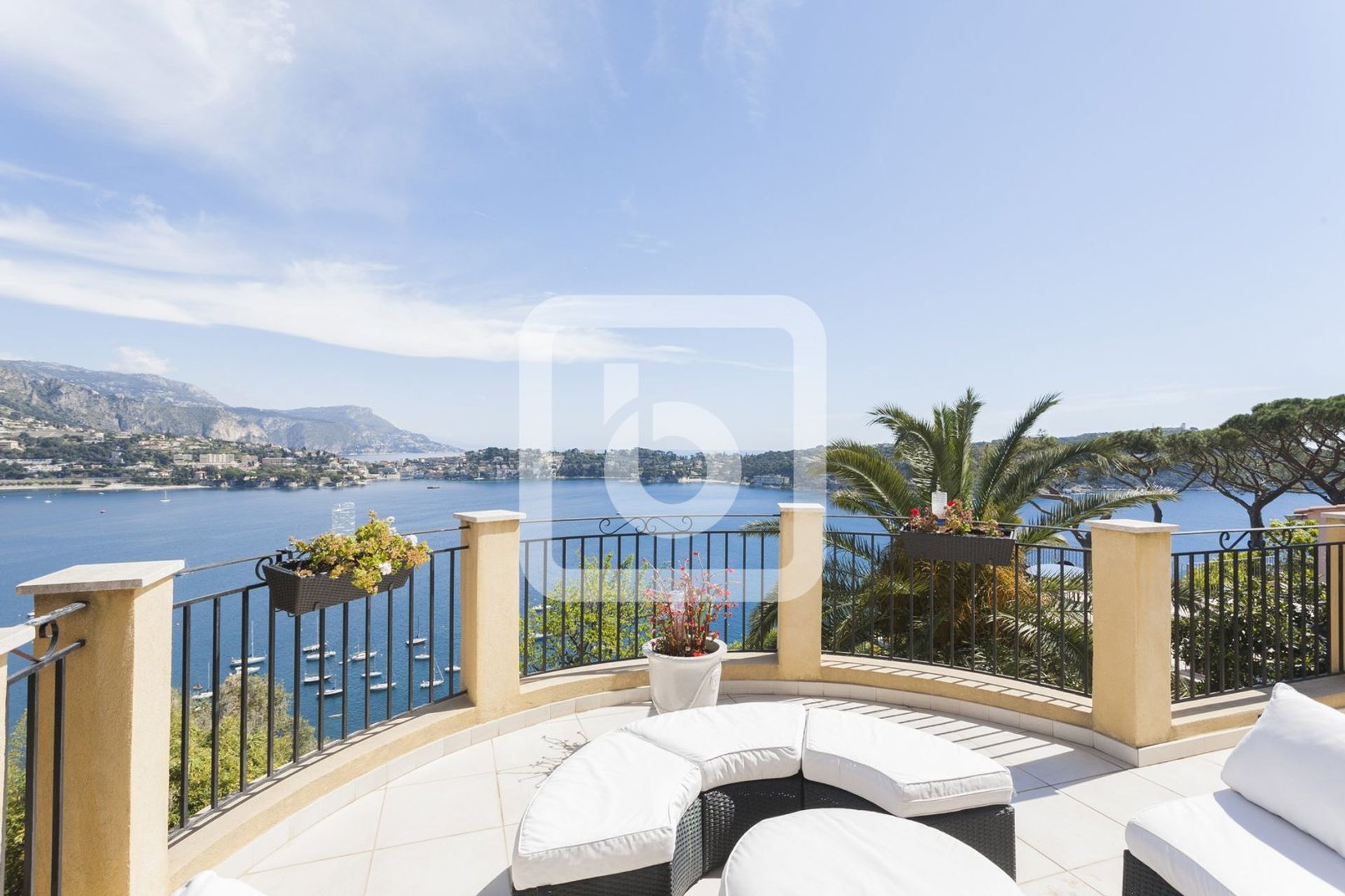 Haus im Villefranche-sur-Mer, Provence-Alpes-Côte d'Azur 10049860