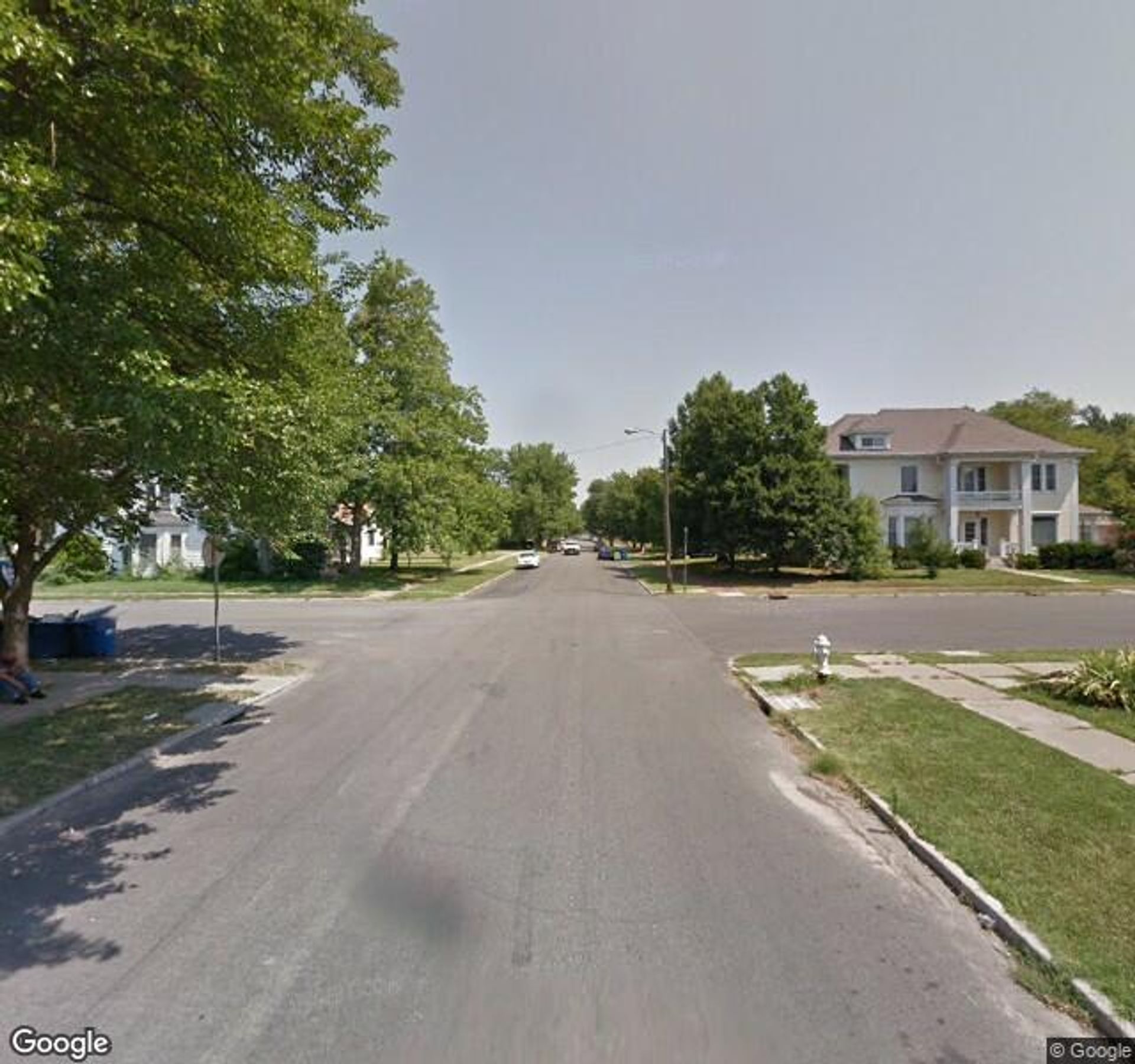 жилой дом в Joplin, 301 South Connor Avenue 1005020