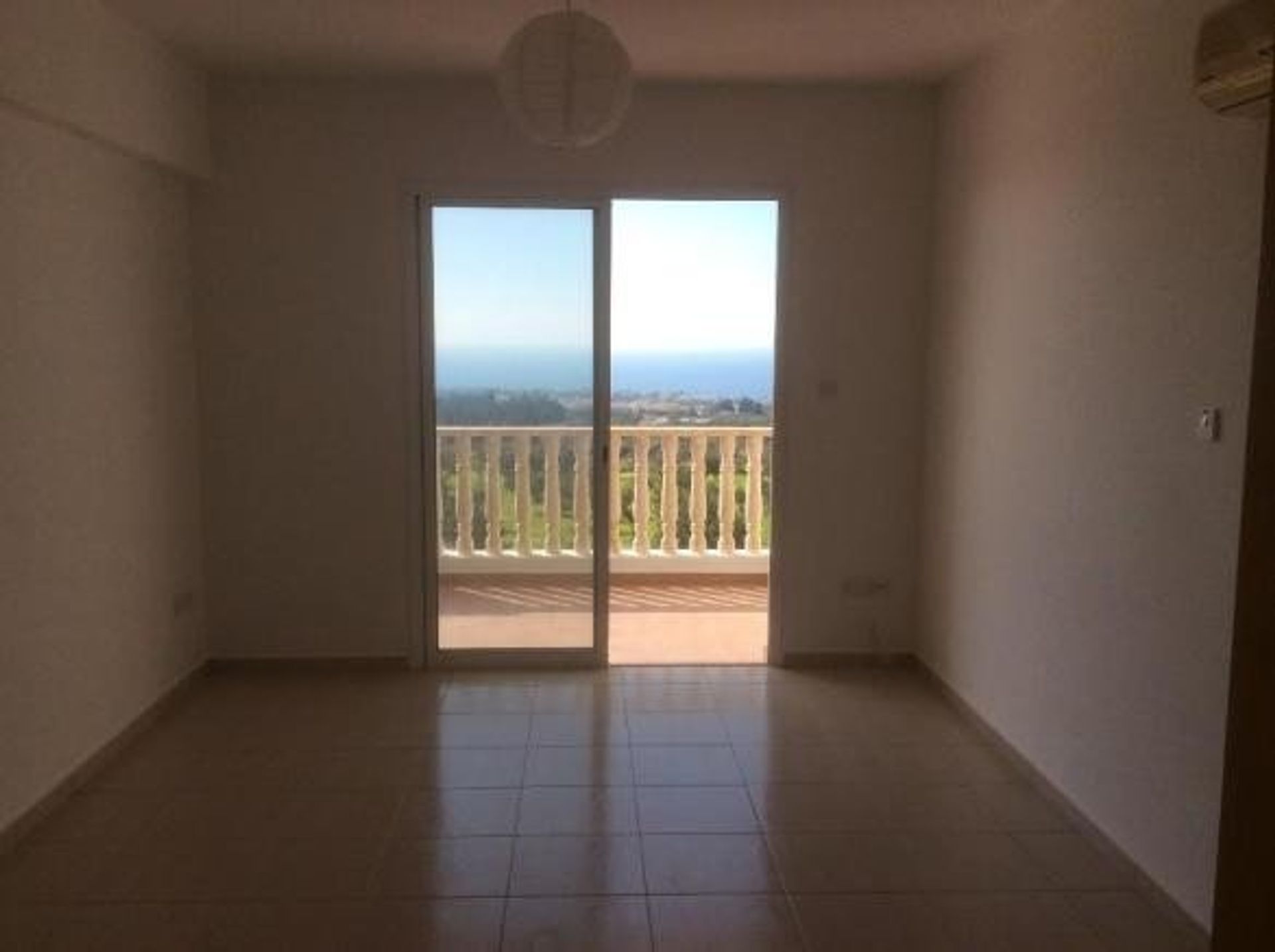 Condominium in Tala, Paphos 10050204