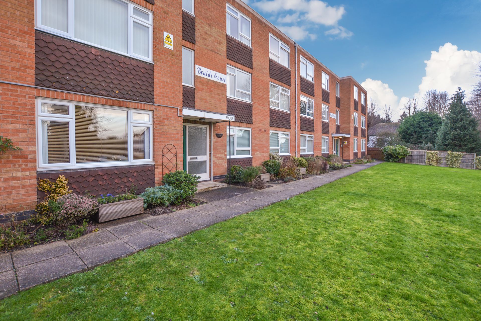 Condominium in Oadby, Leicestershire 10050361