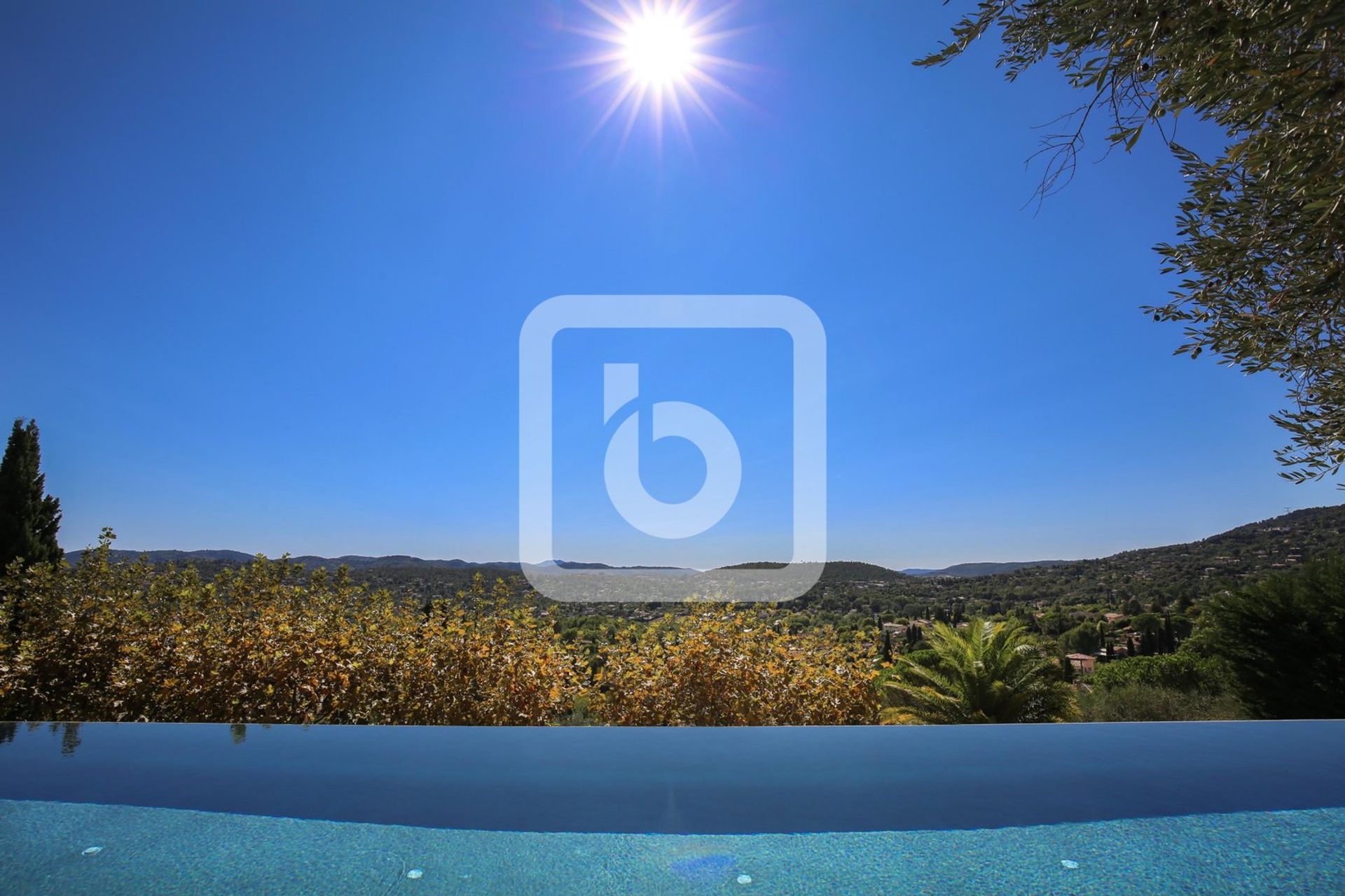 casa no Peymeinade, Provence-Alpes-Cote D'azur 10050369