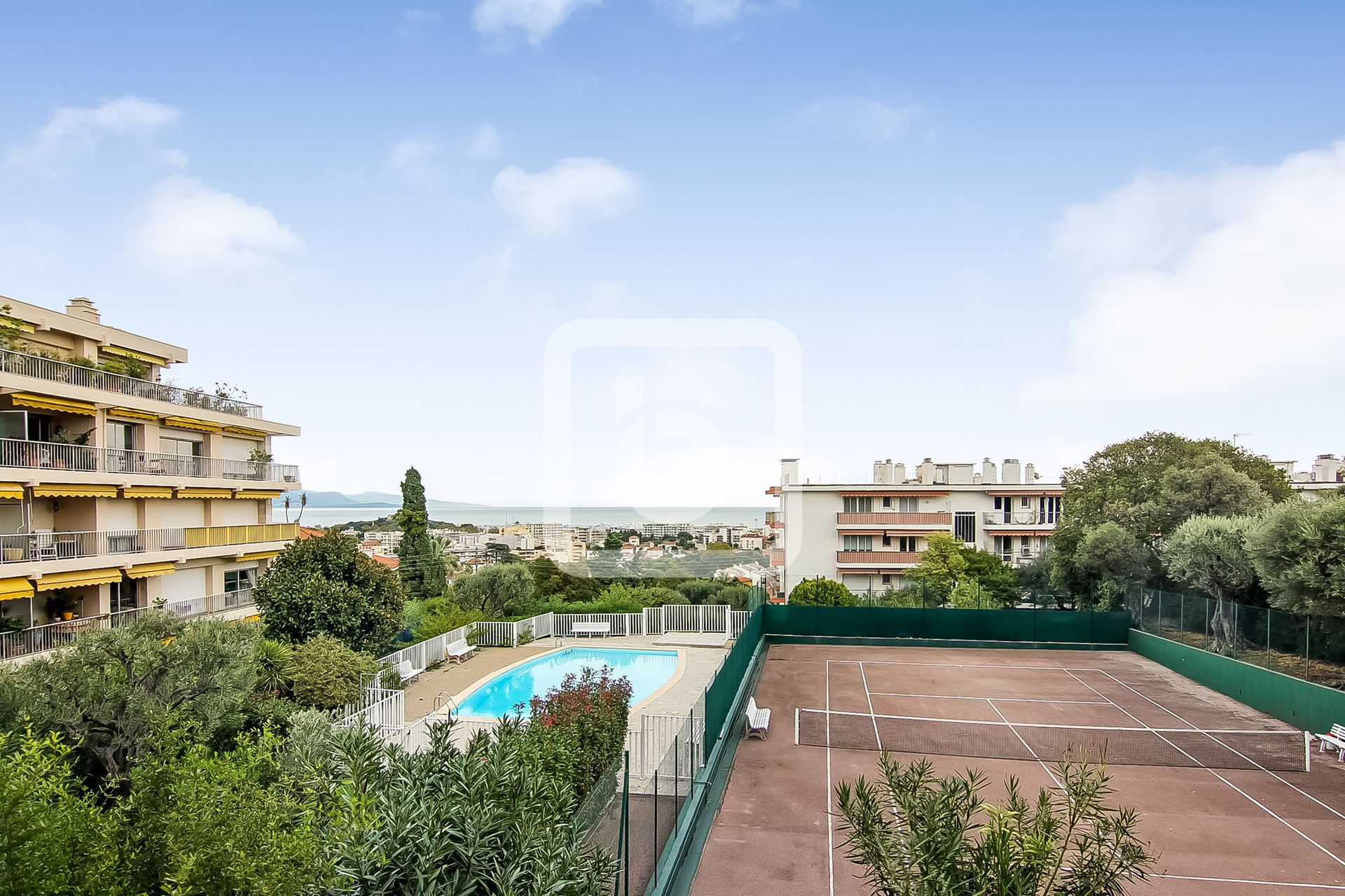 Condominium dans Plaine de la Brague, Provence-Alpes-Côte d'Azur 10050535