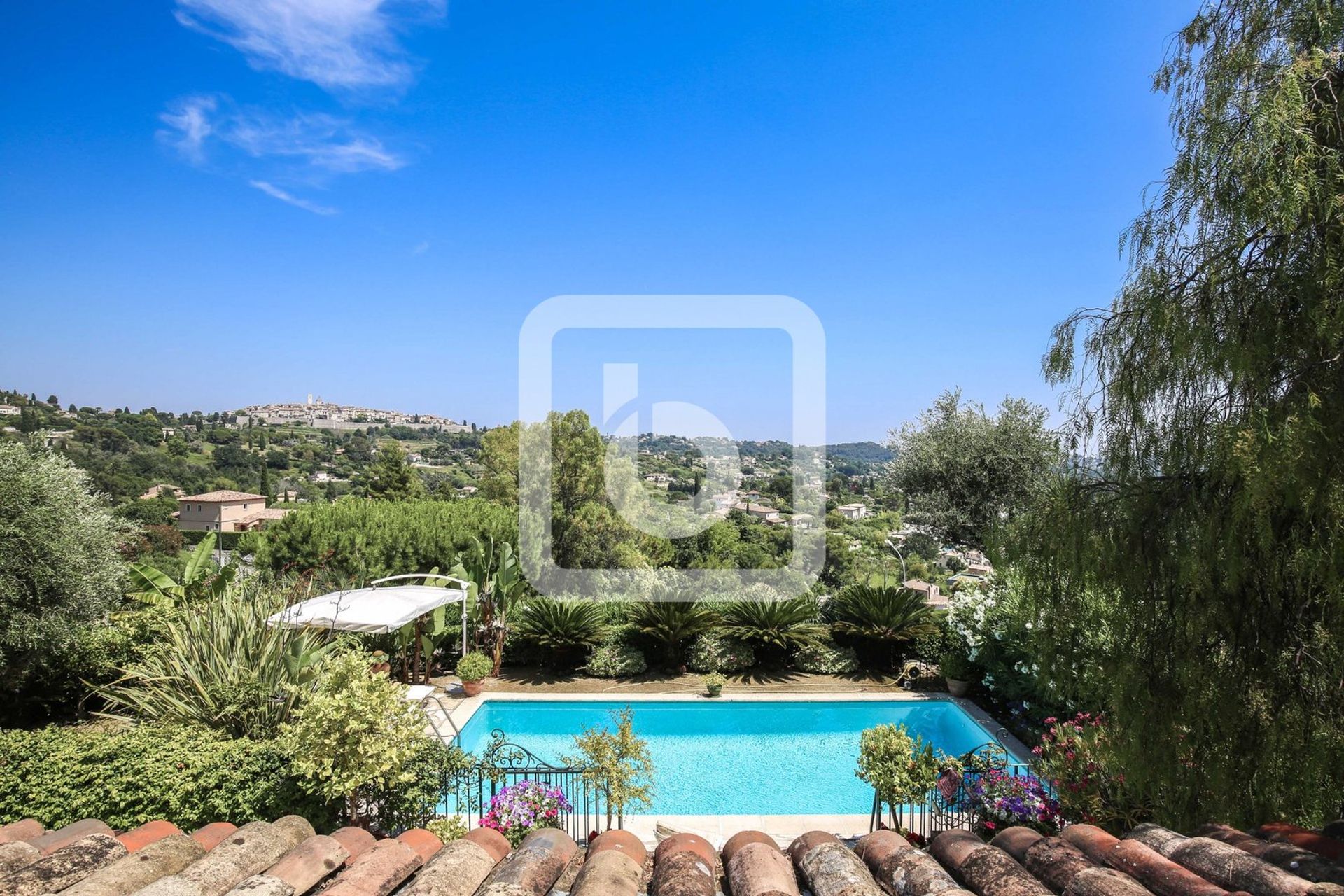 Casa nel La Colle Sur Loup, Provence-Alpes-Cote D'azur 10050628