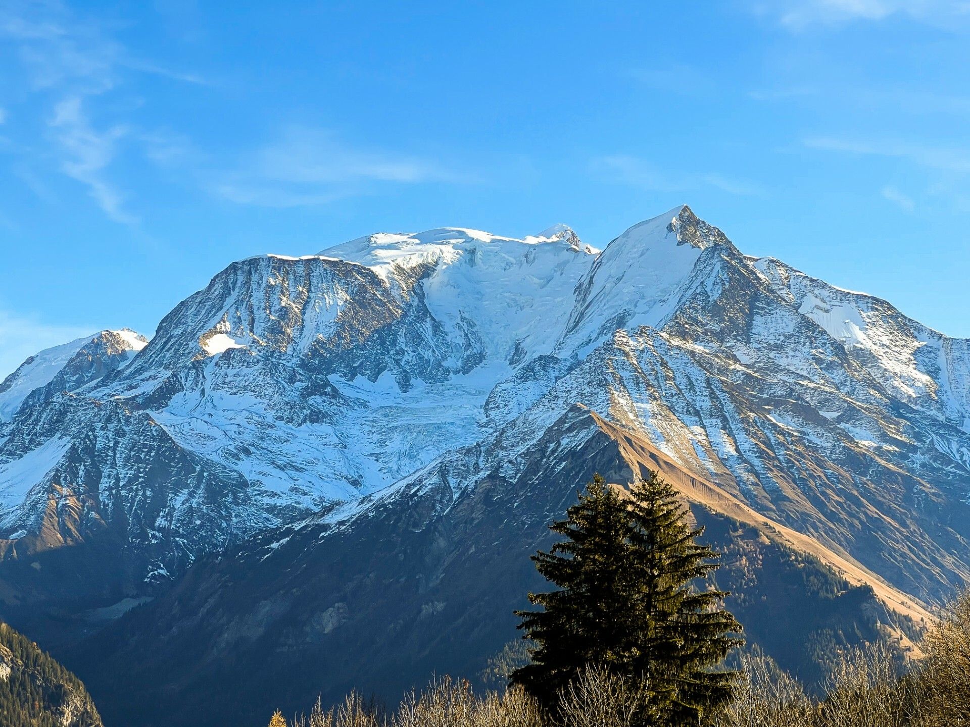 بيت في Les Contamines-Montjoie, أوفيرني-رون-ألب 10051858