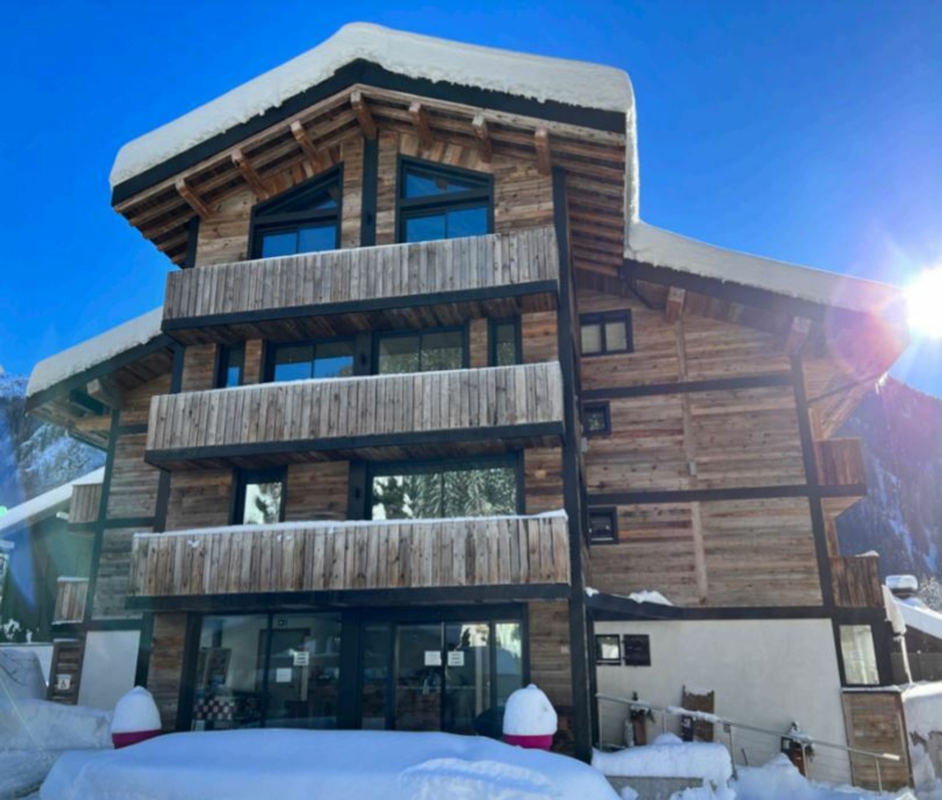 Condominio en Les Praz-de-Chamonix, Auvernia-Ródano-Alpes 10051977