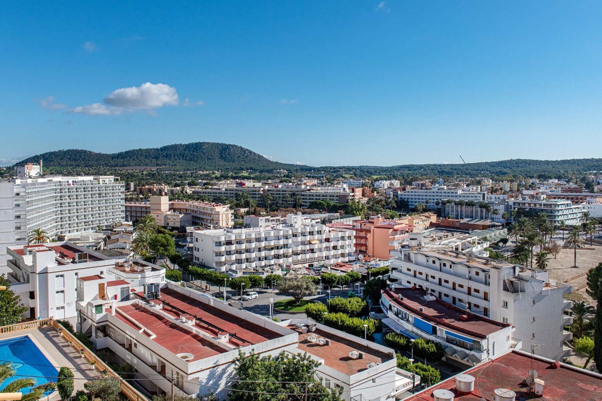 عمارات في Santa Ponsa, Mallorca 10052028