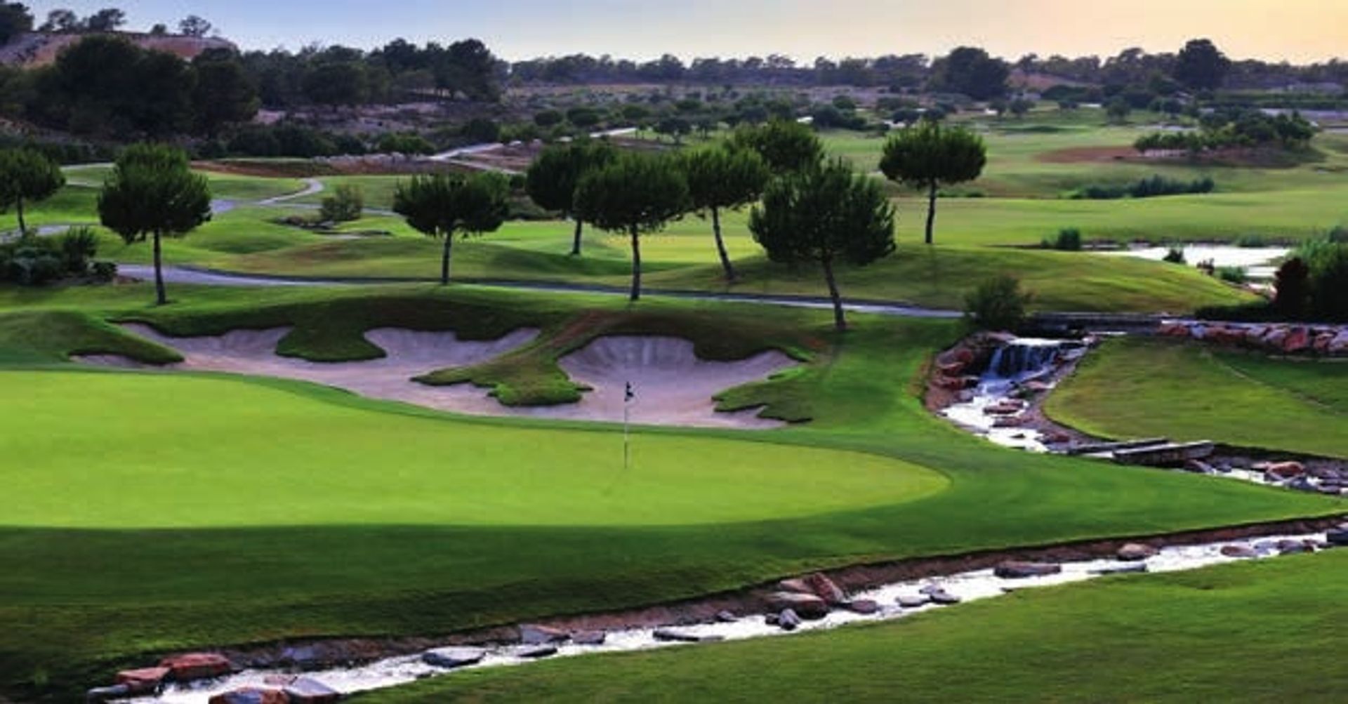 קוֹנדוֹמִינִיוֹן ב Las Colinas Golf, Costa Blanca 10052378