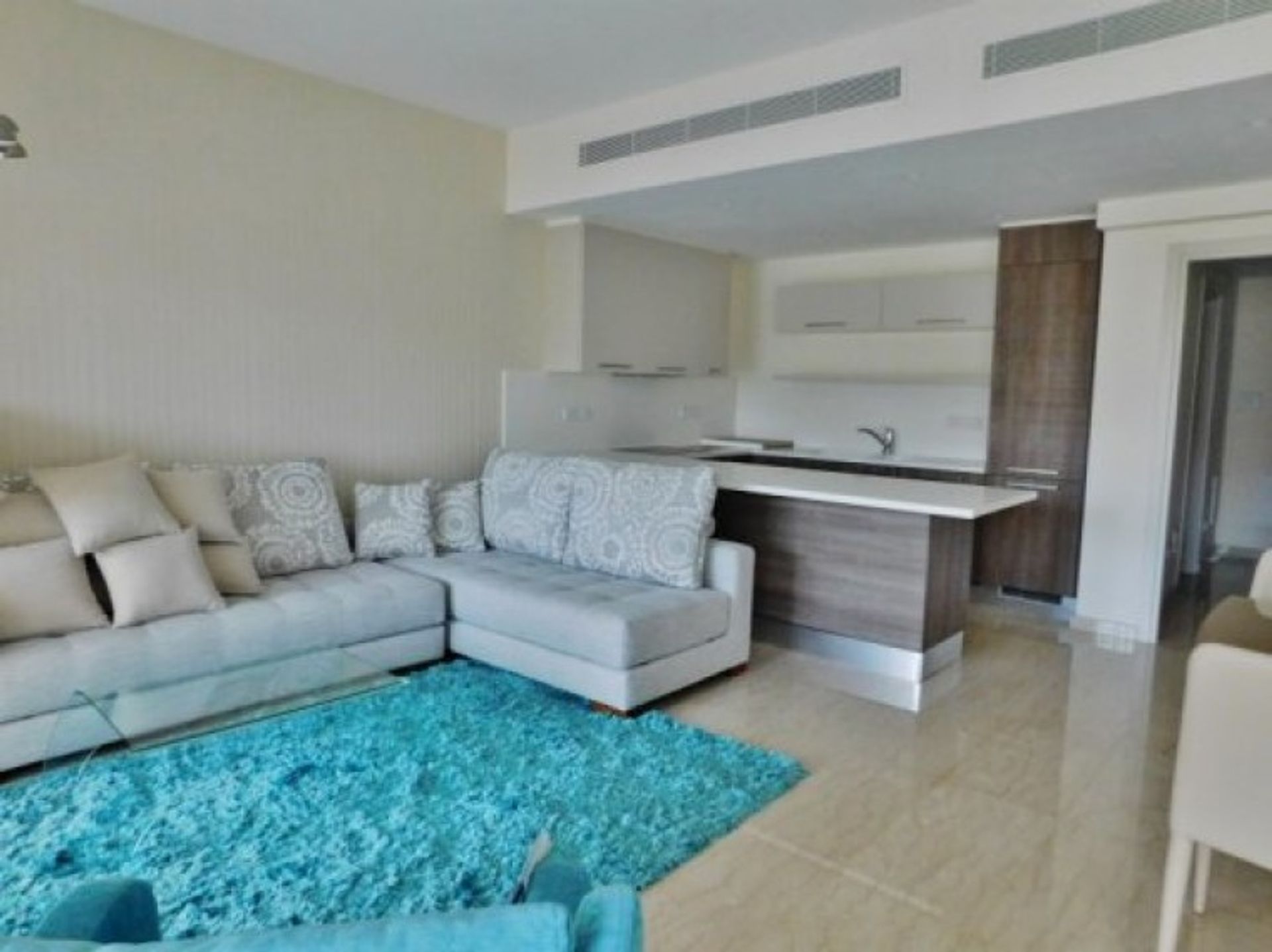 Condominium in Limassol, Lemesos 10052606