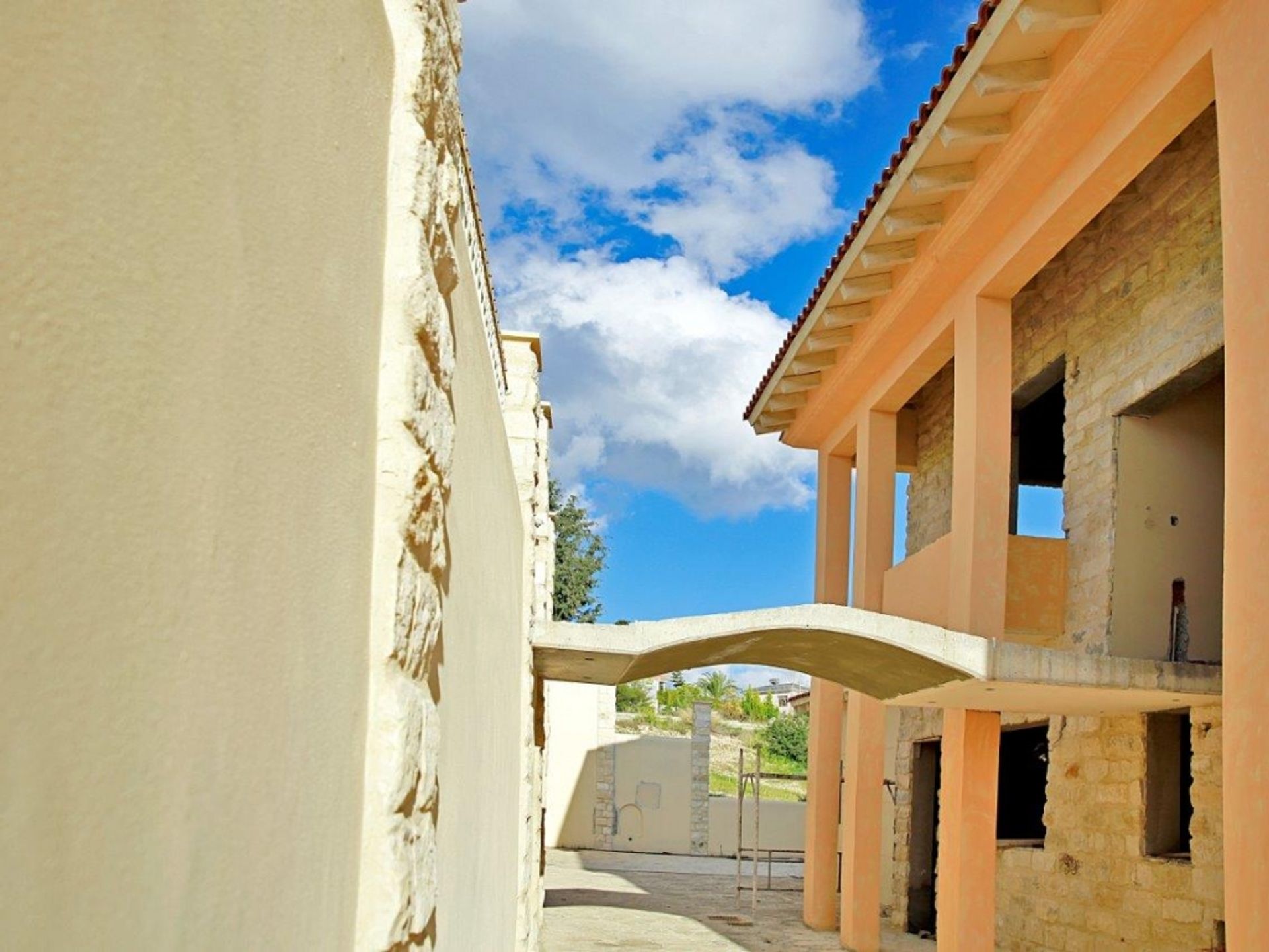 House in Mouttagiaka, Lemesos 10052622