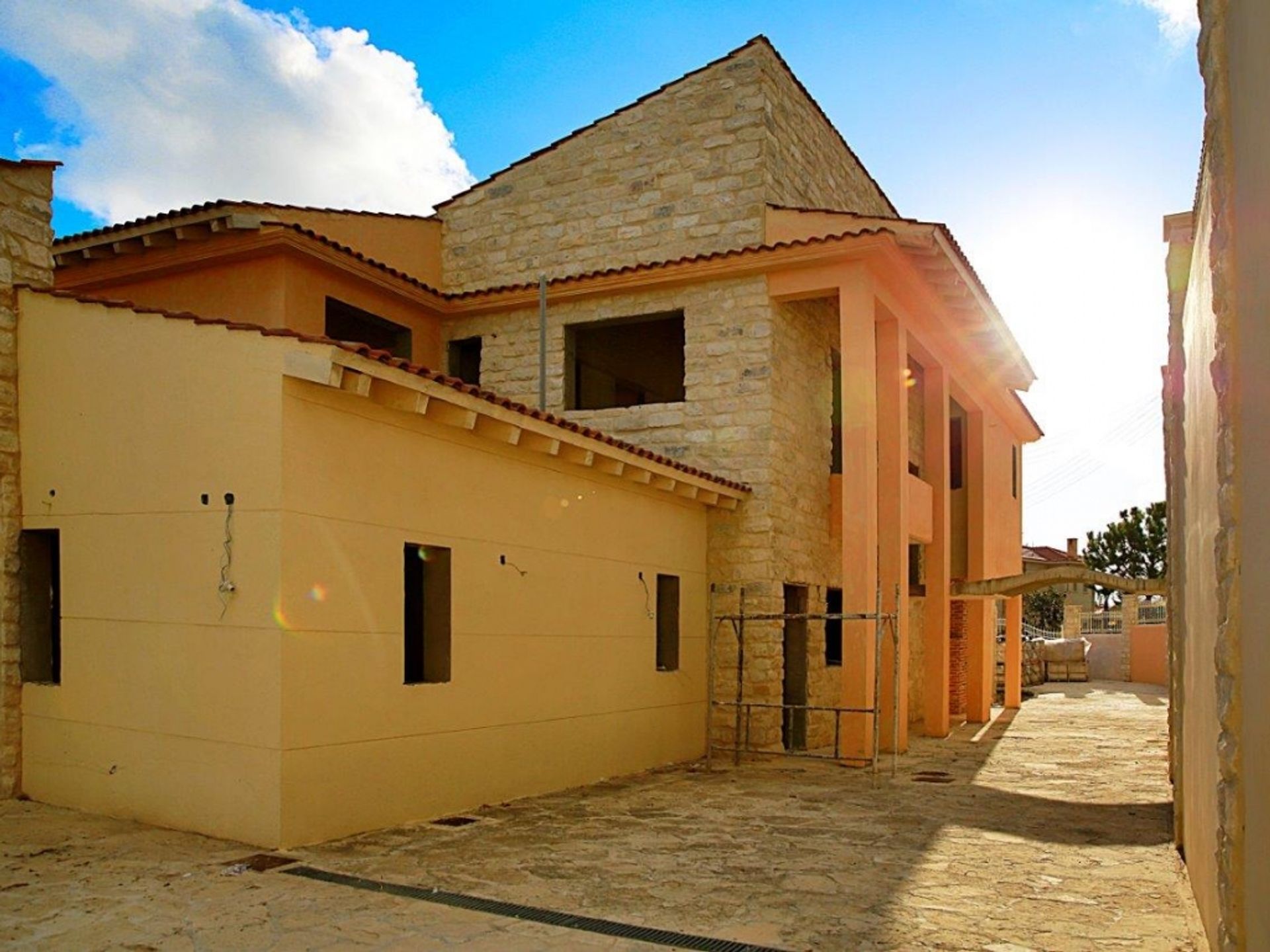 House in Mouttagiaka, Lemesos 10052622