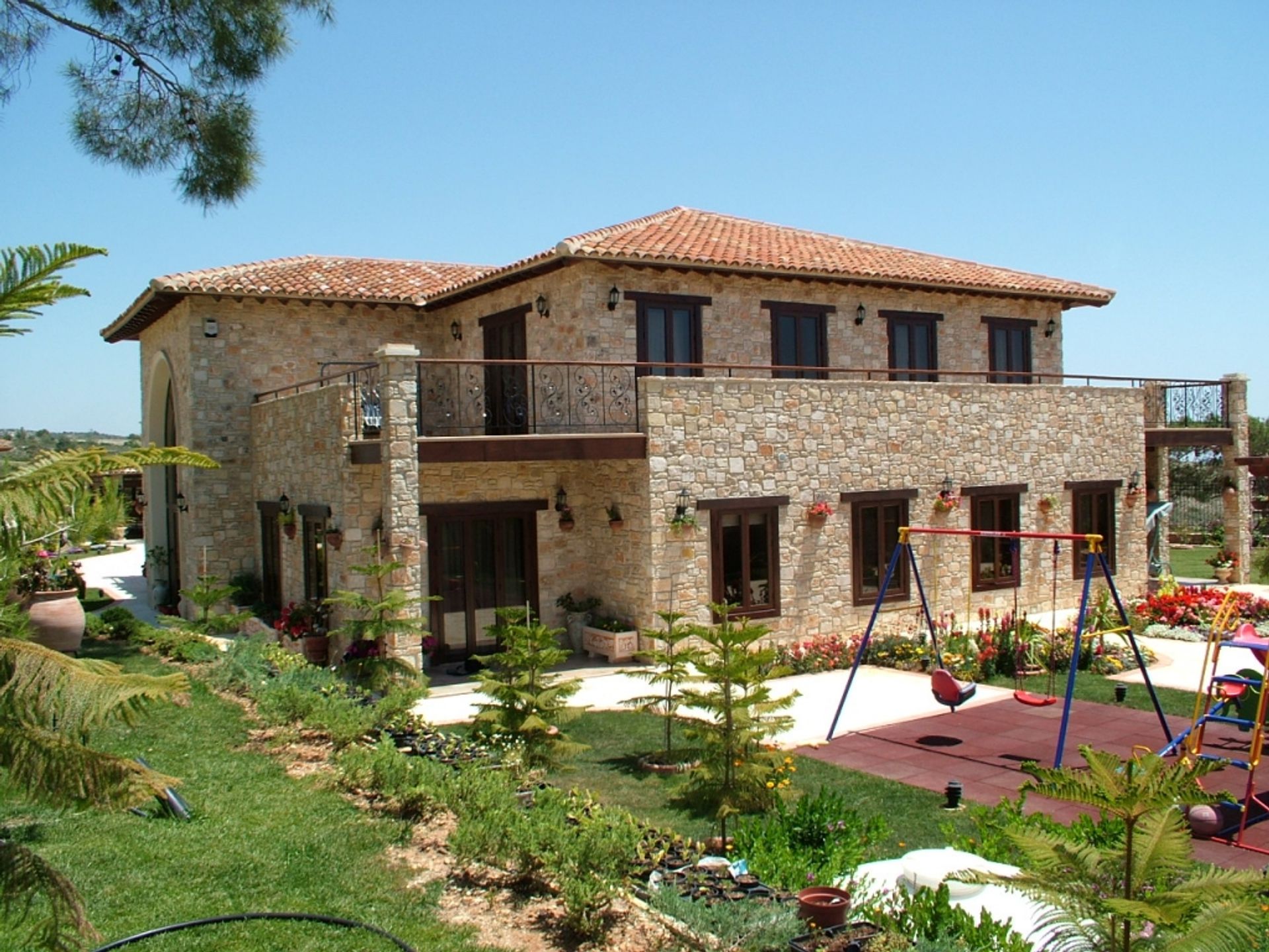 House in Soularavia, Lemesos 10052730