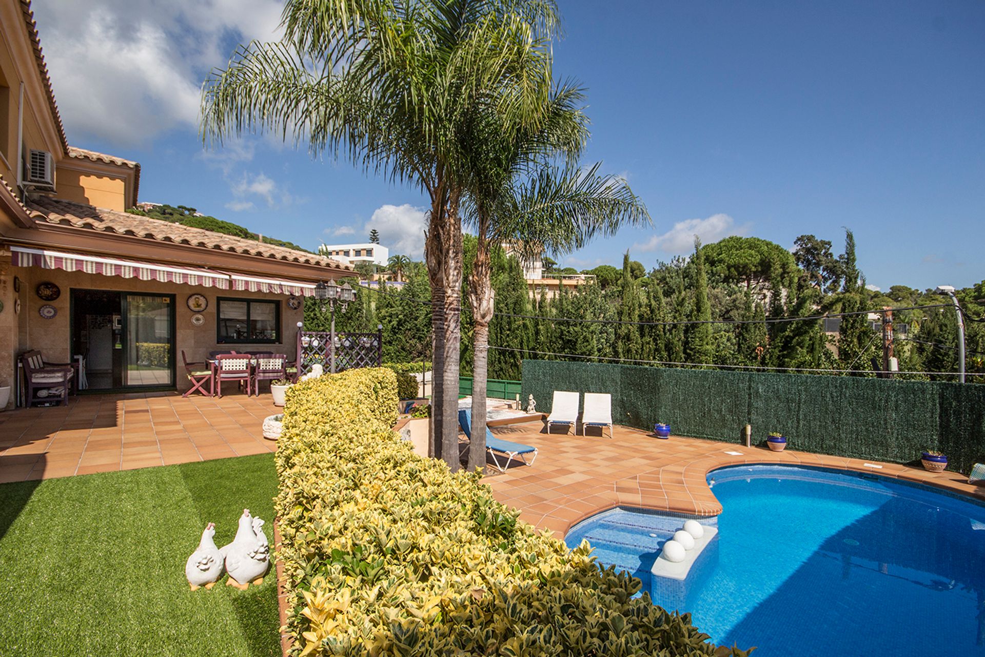 House in San Pedro de Premia, Catalonia 10053711