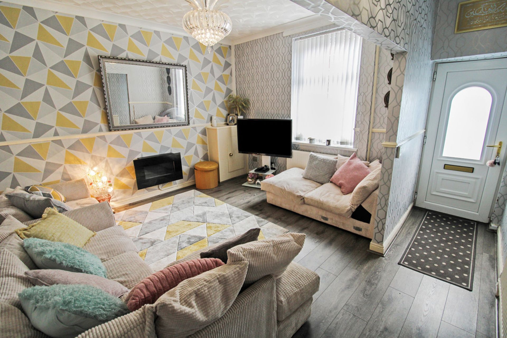 House in Rochdale, Rochdale 10053782