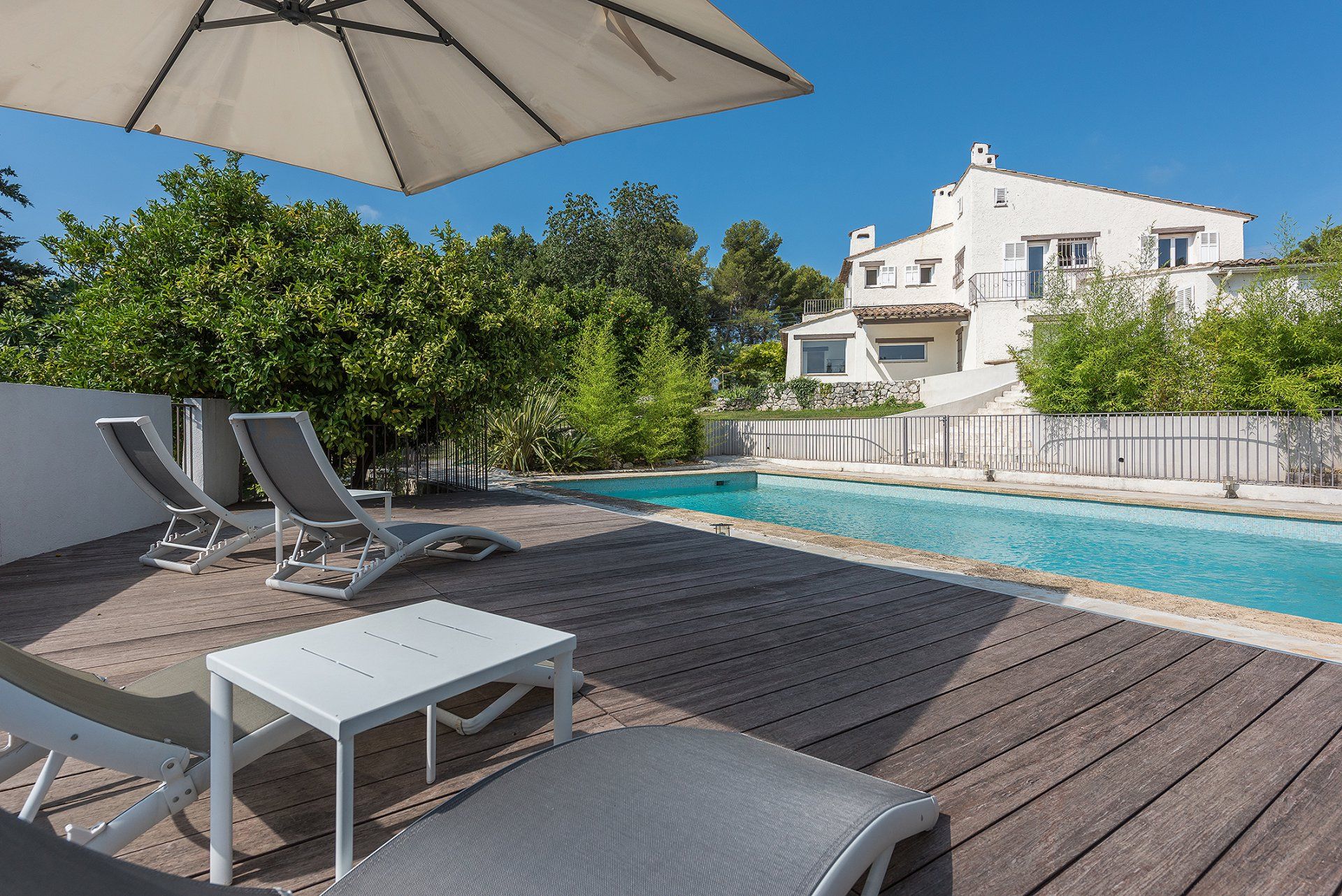 Huis in Saint-Paul-De-Vence, Alpes-Maritimes 10053822