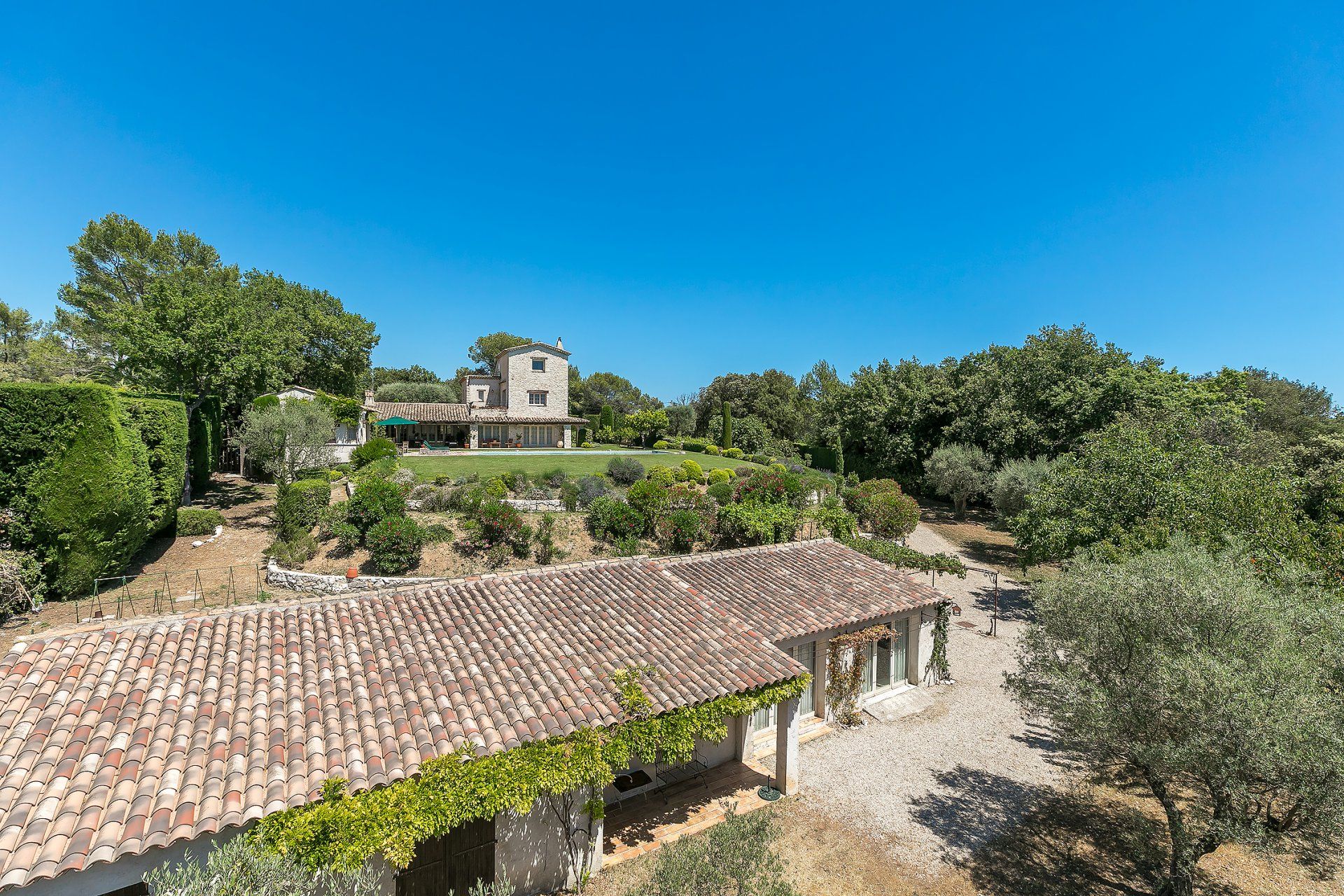 Huis in La Colle-sur-Loup, Provence-Alpes-Côte d'Azur 10053827