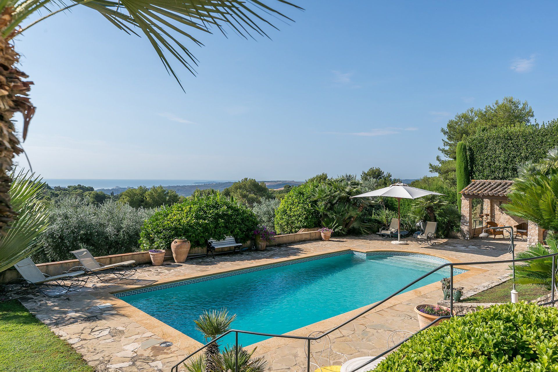 House in Saint-Paul-De-Vence, Alpes-Maritimes 10053829