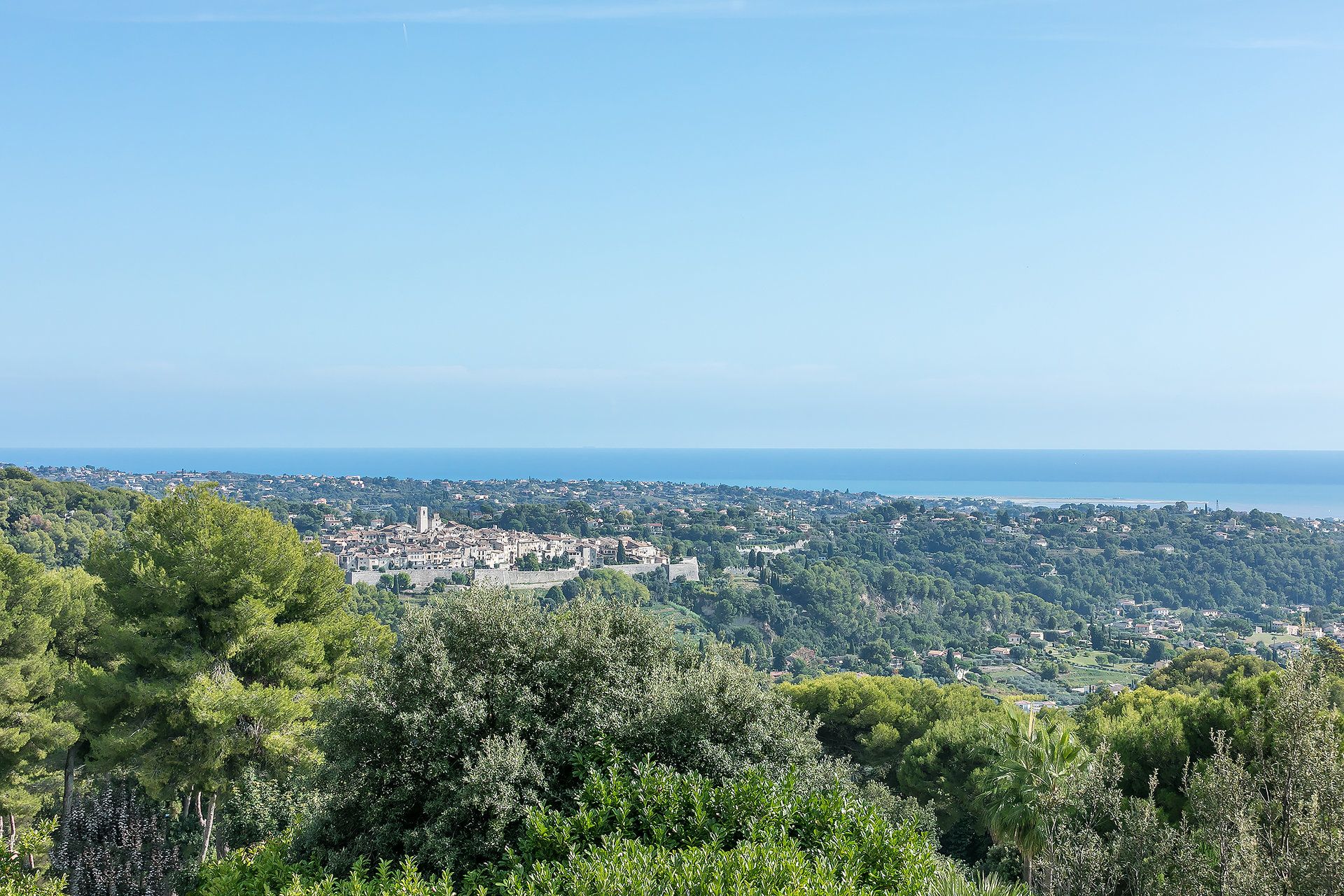 casa no Saint-Paul-de-Vence, Provença-Alpes-Costa Azul 10053860