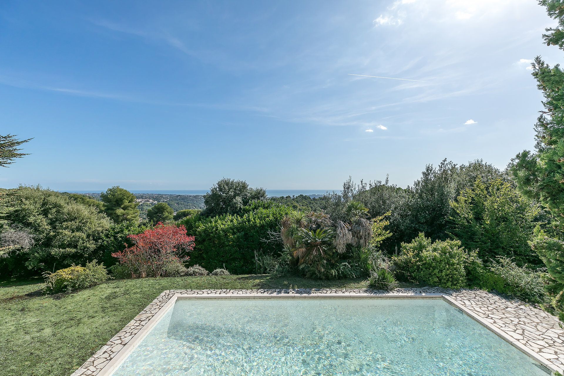 casa no Saint-Paul-de-Vence, Provença-Alpes-Costa Azul 10053860