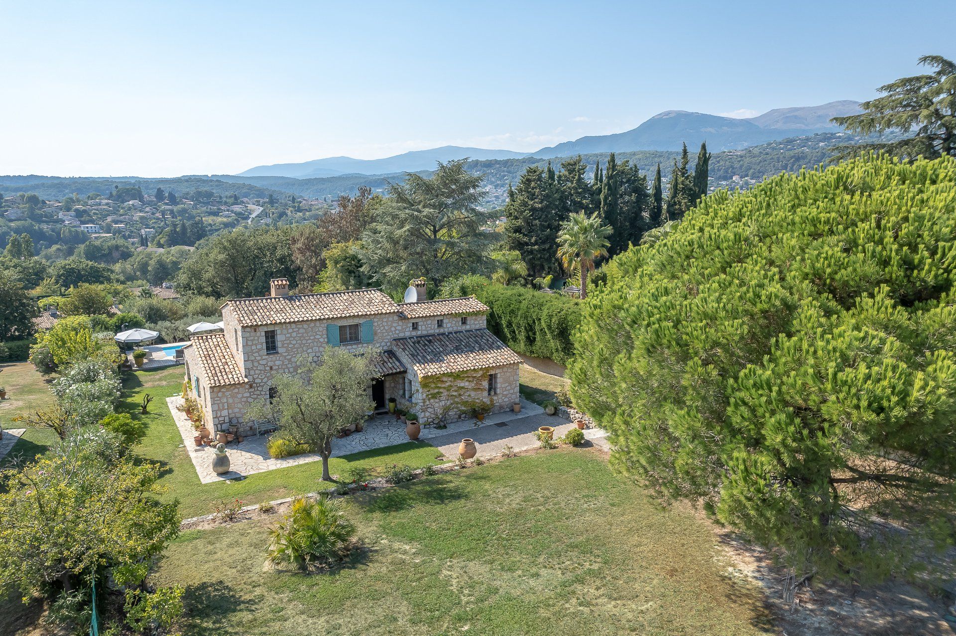 σπίτι σε Saint-Paul-De-Vence, Alpes-Maritimes 10053861