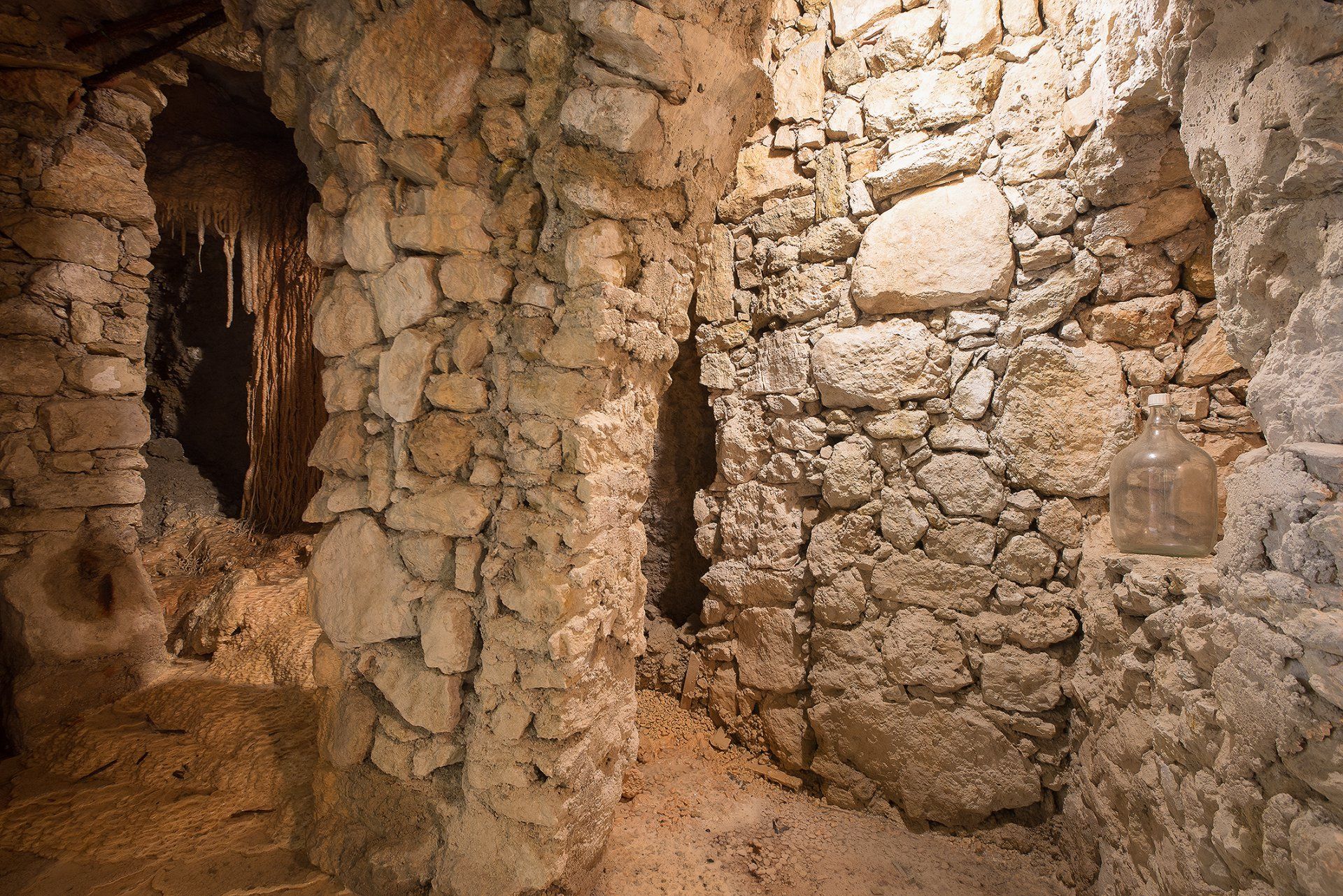 loger dans Saint-Paul-en-Forêt, Provence-Alpes-Côte d'Azur 10053874