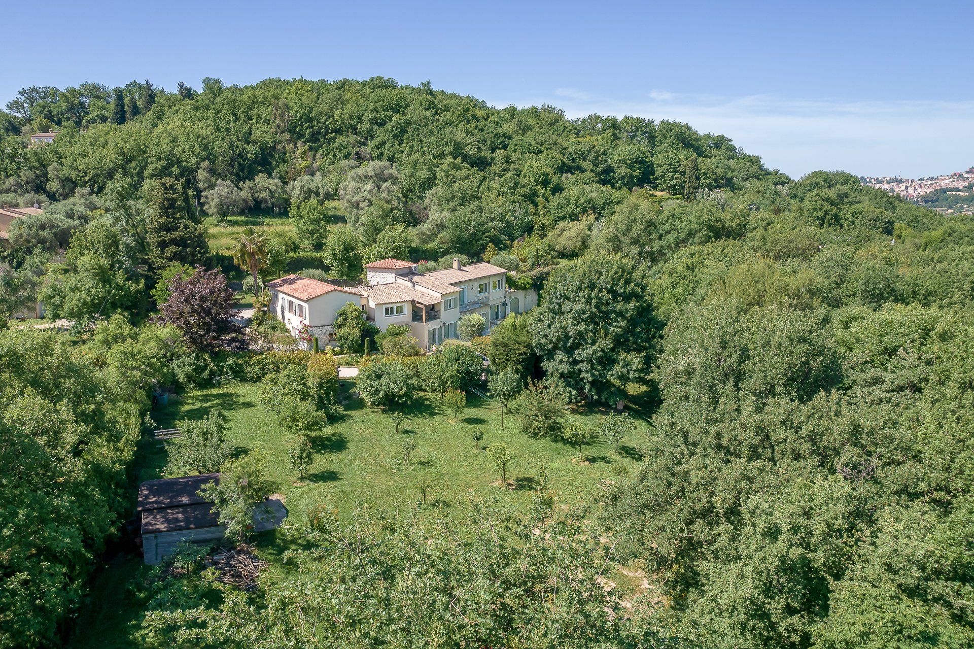 Huis in Le Plan-de-Grasse, Provence-Alpes-Côte d'Azur 10053883