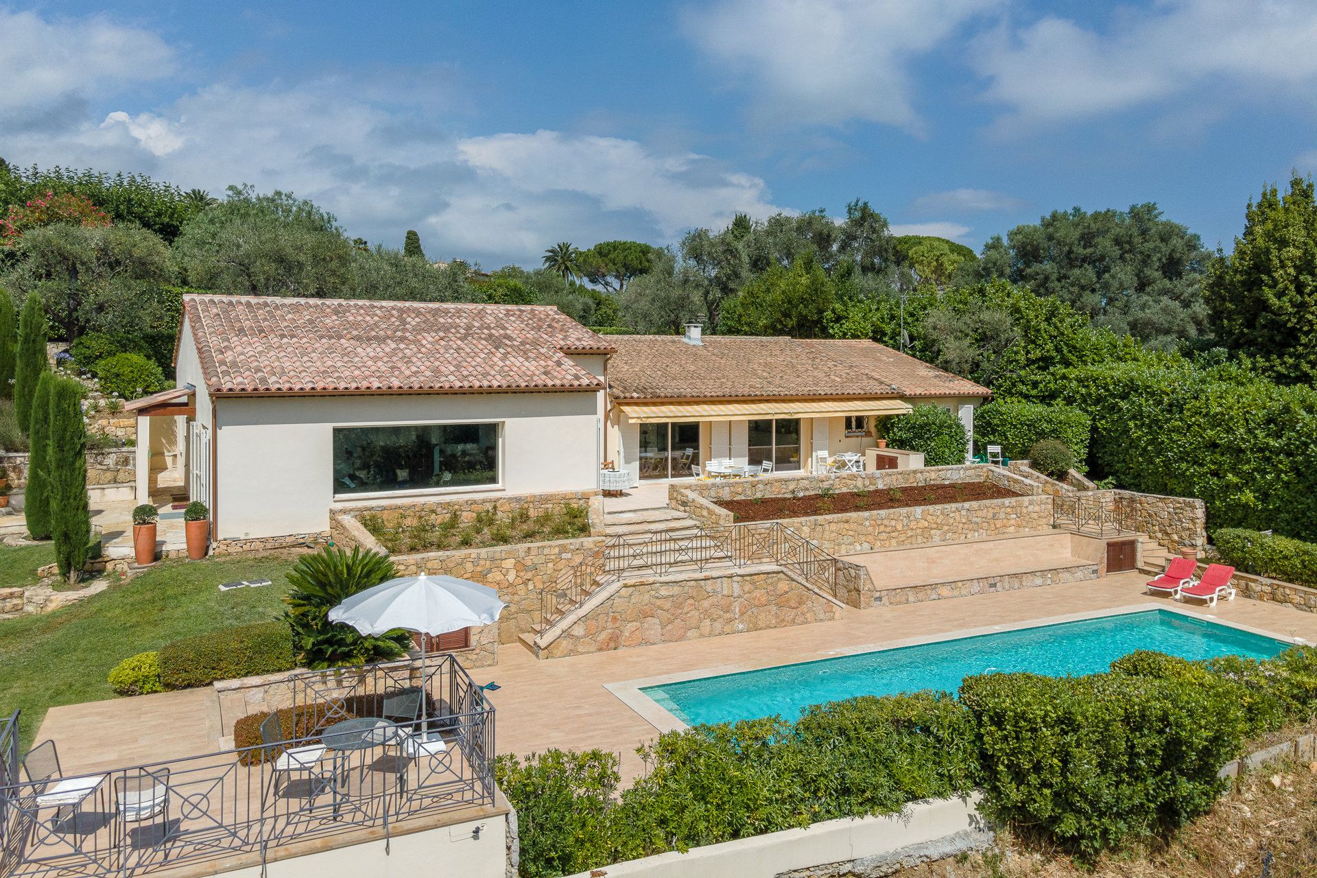 Casa nel Chateauneuf-Grasse, Alpes-Maritimes 10053886