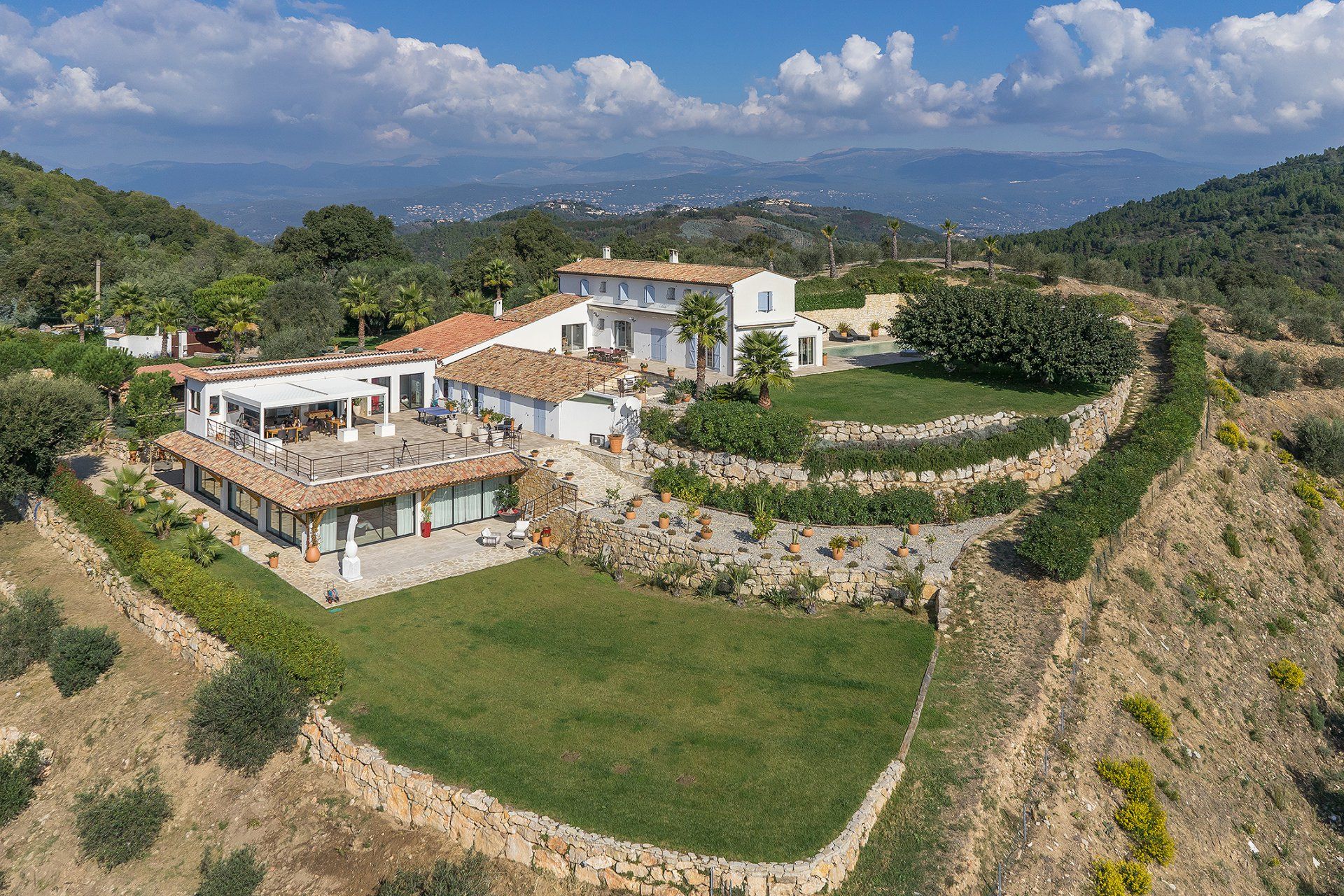 casa en Mandelieu-La-Napoule, Alpes-Maritimes 10053922