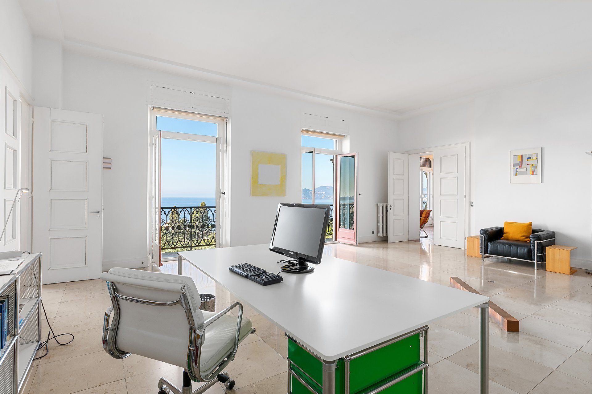 Condominium in Cannes, Alpes-Maritimes 10053953