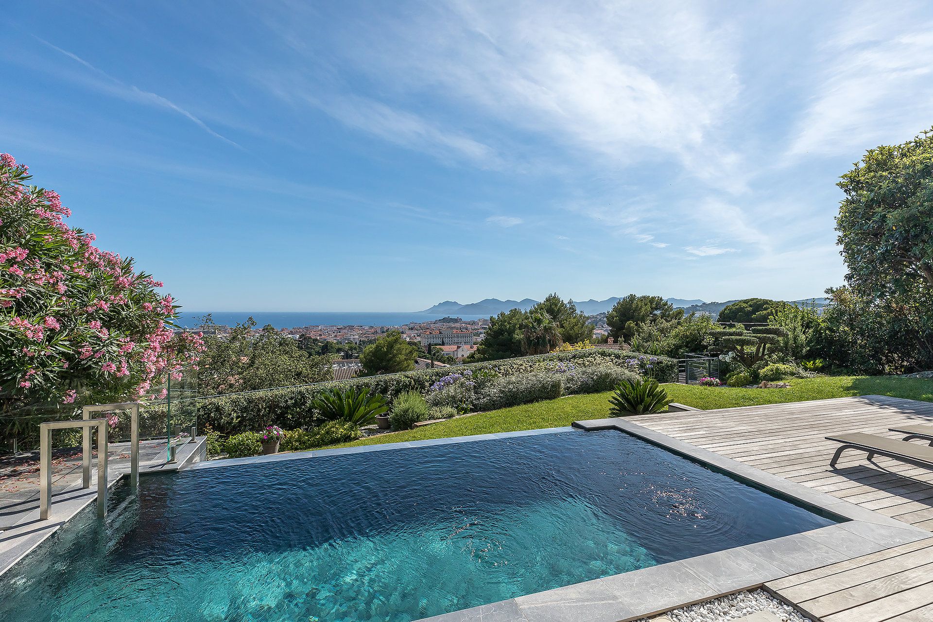 Huis in Cannes, Provence-Alpes-Côte d'Azur 10053976