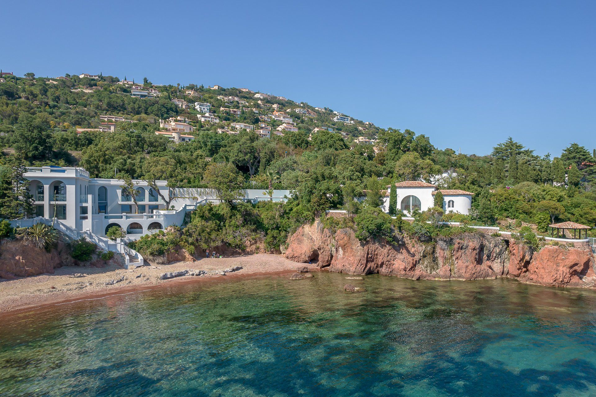 Huis in Sint-Raphaël, Provence-Alpes-Côte d'Azur 10054035