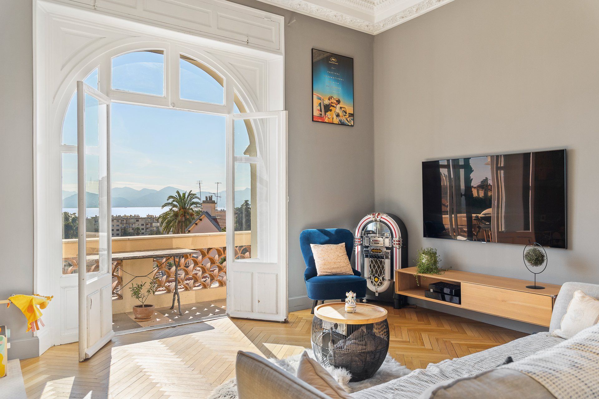 Condominium in Cannes, Provence-Alpes-Cote d'Azur 10054059