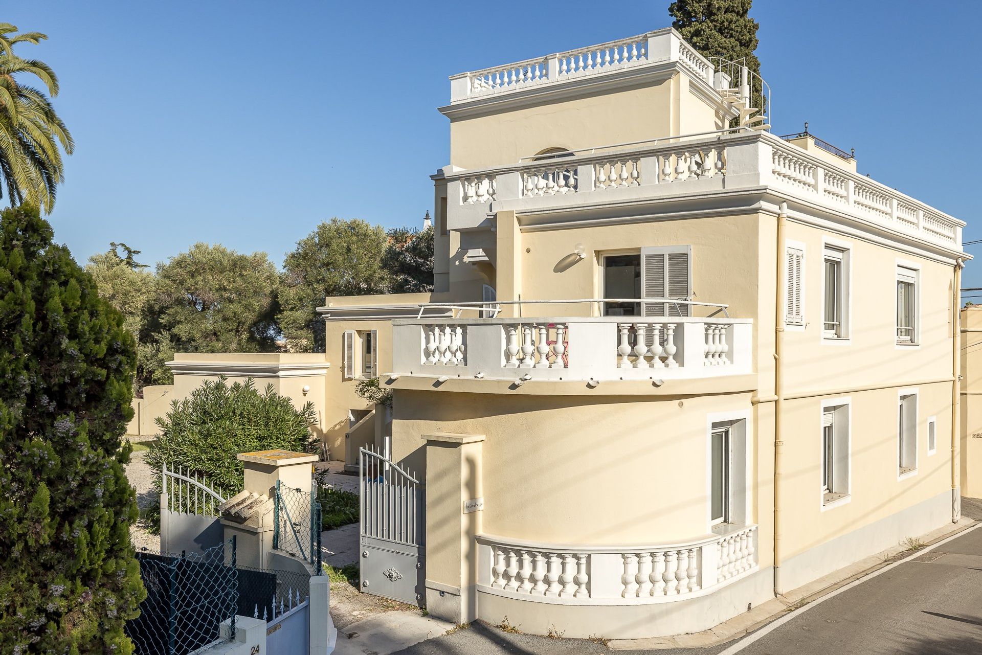 Hus i Antibes, Provence-Alpes-Cote d'Azur 10054075