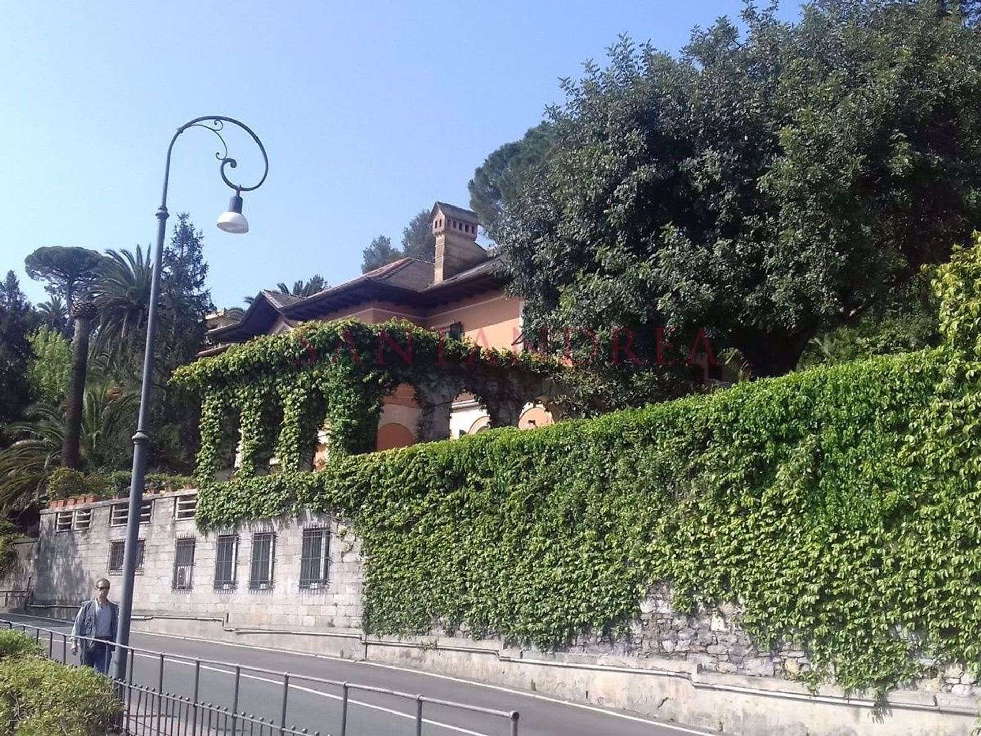 Condominium in Rapallo,  10054140