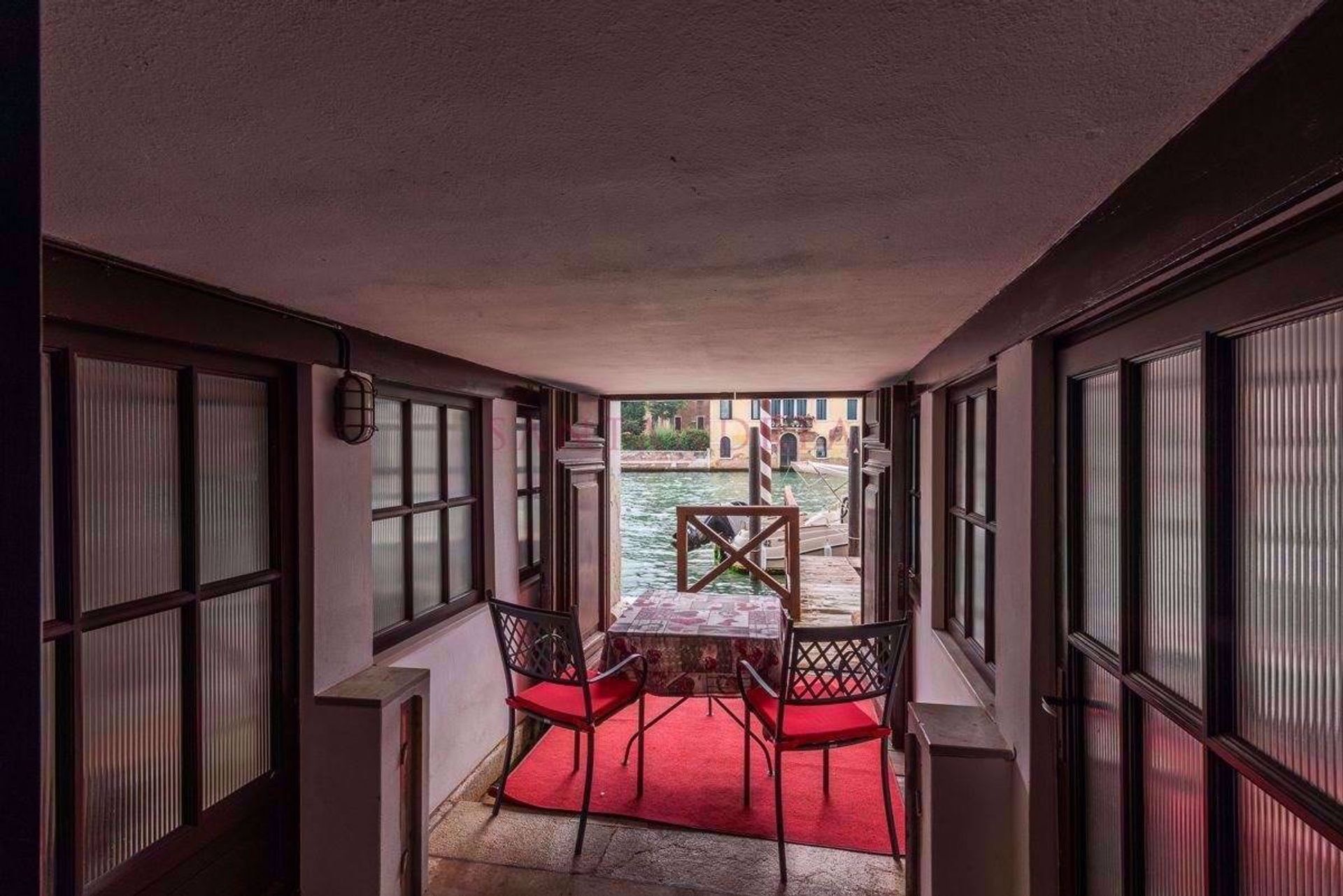 Condominium dans Venezia,  10054238