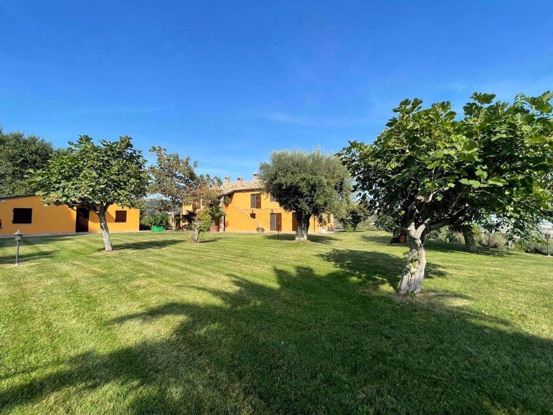 Huis in Offagna,  10054239