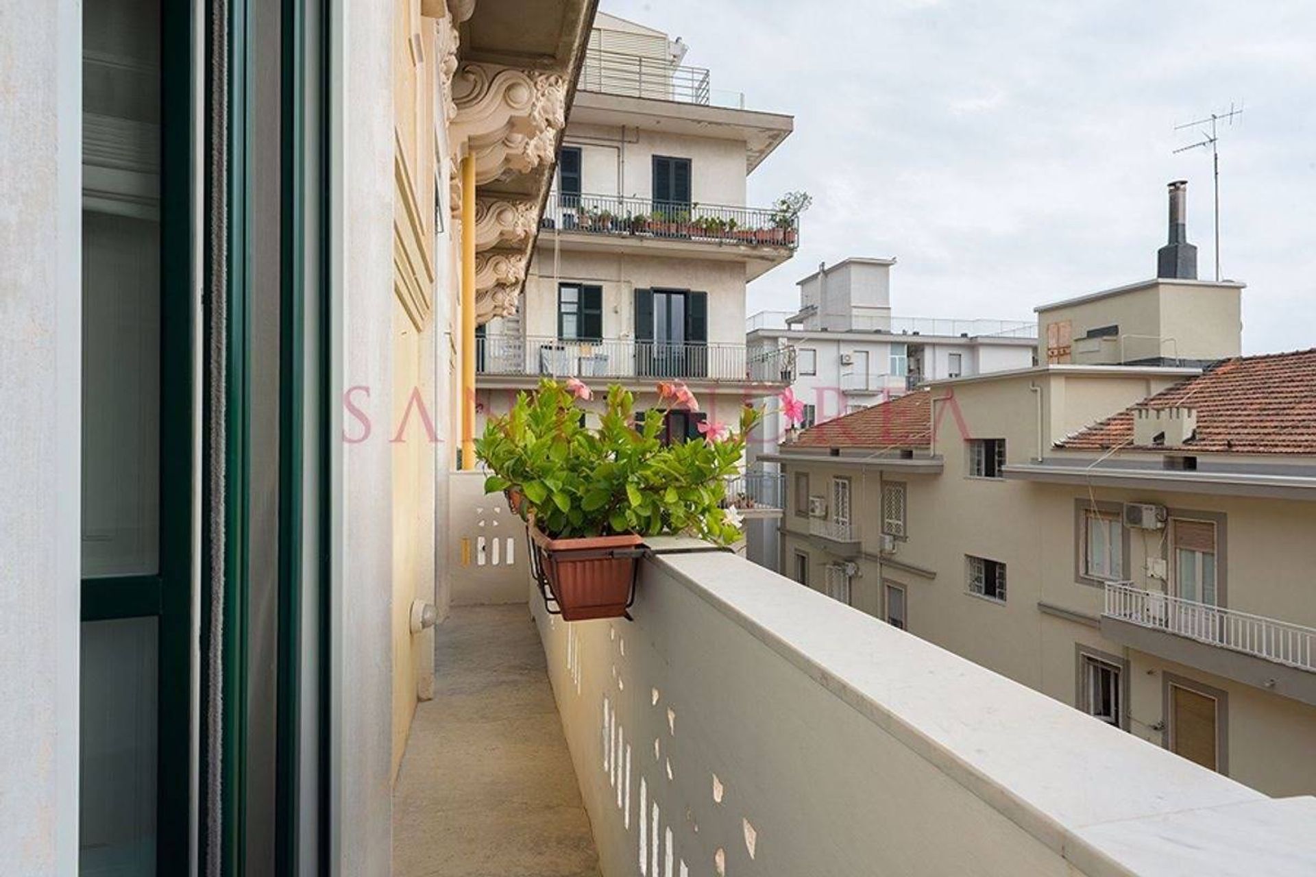 Condominium dans Salerno,  10054256