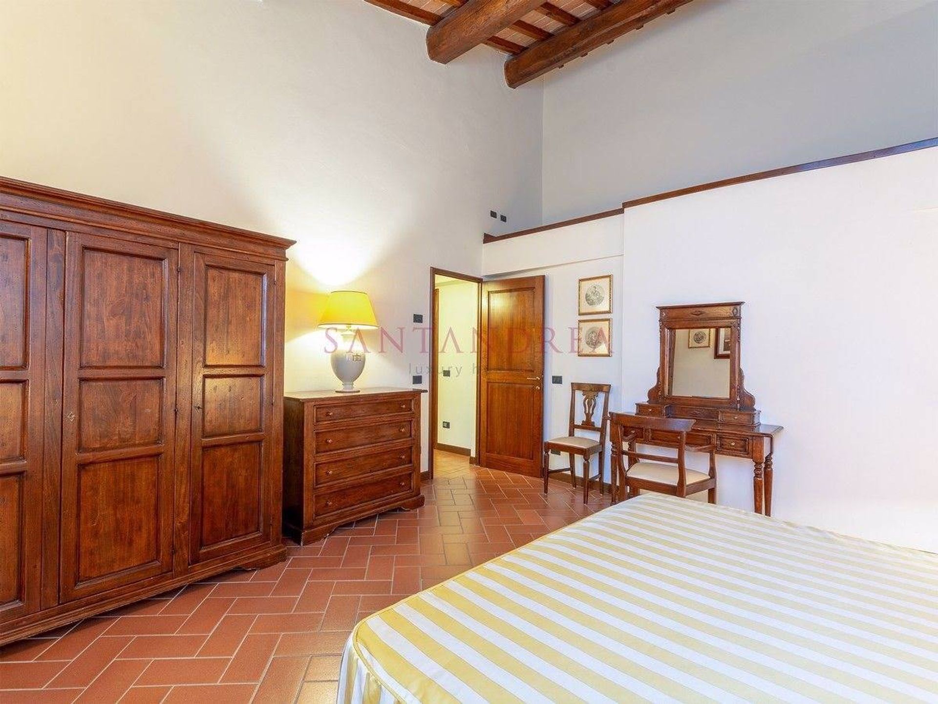 Huis in San Gimignano,  10054399