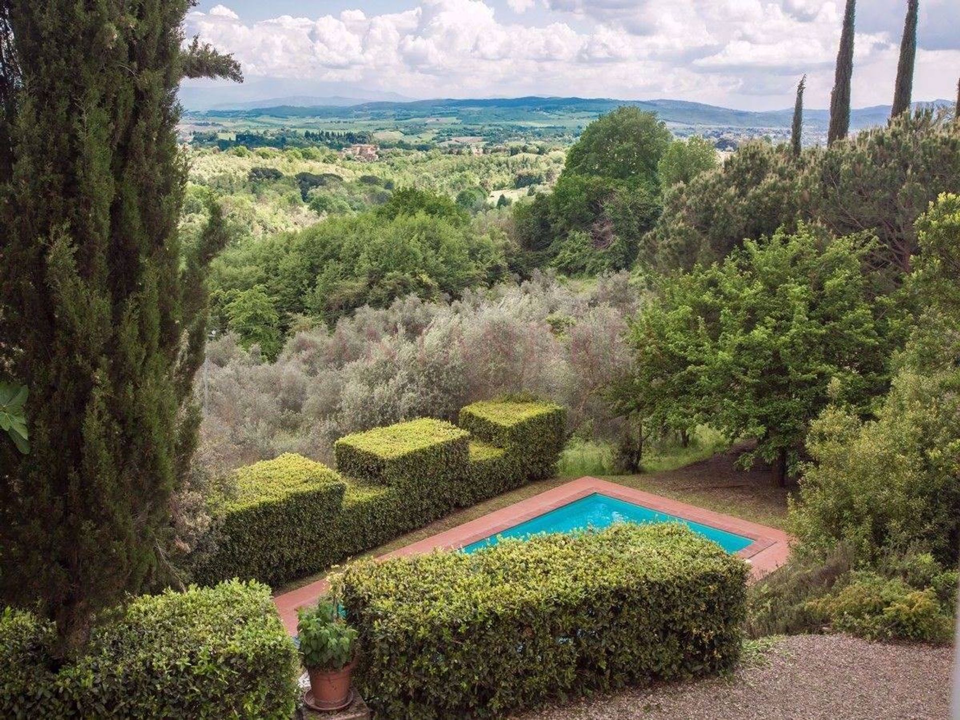 House in Siena,  10054422