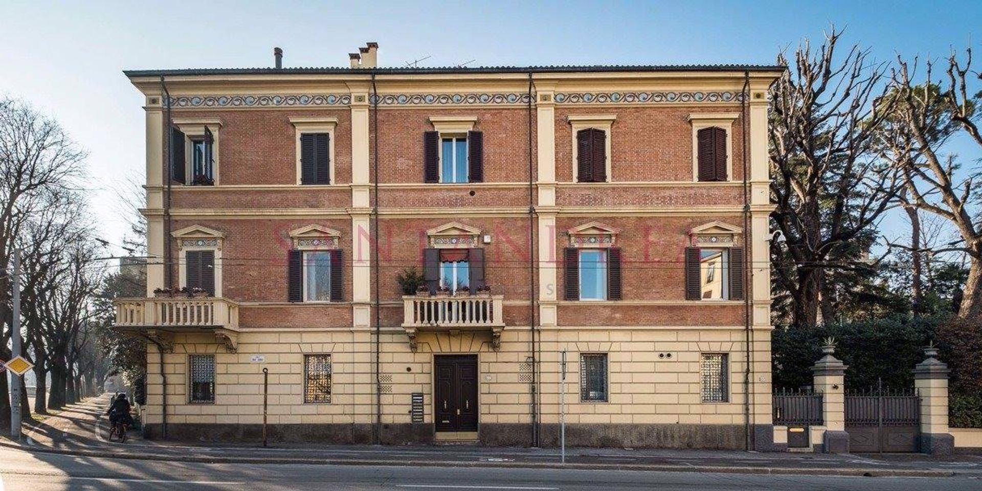 Condominium in Bologna, Emilia-Romagna 10054504