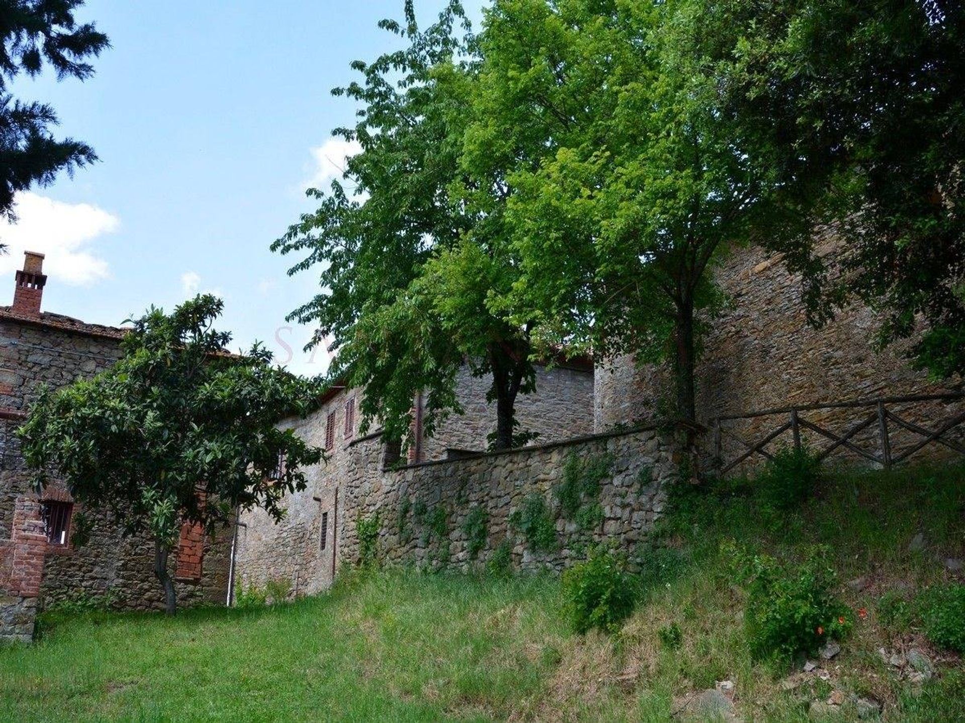 Kondominium di Civitella in Val di Chiana,  10054527