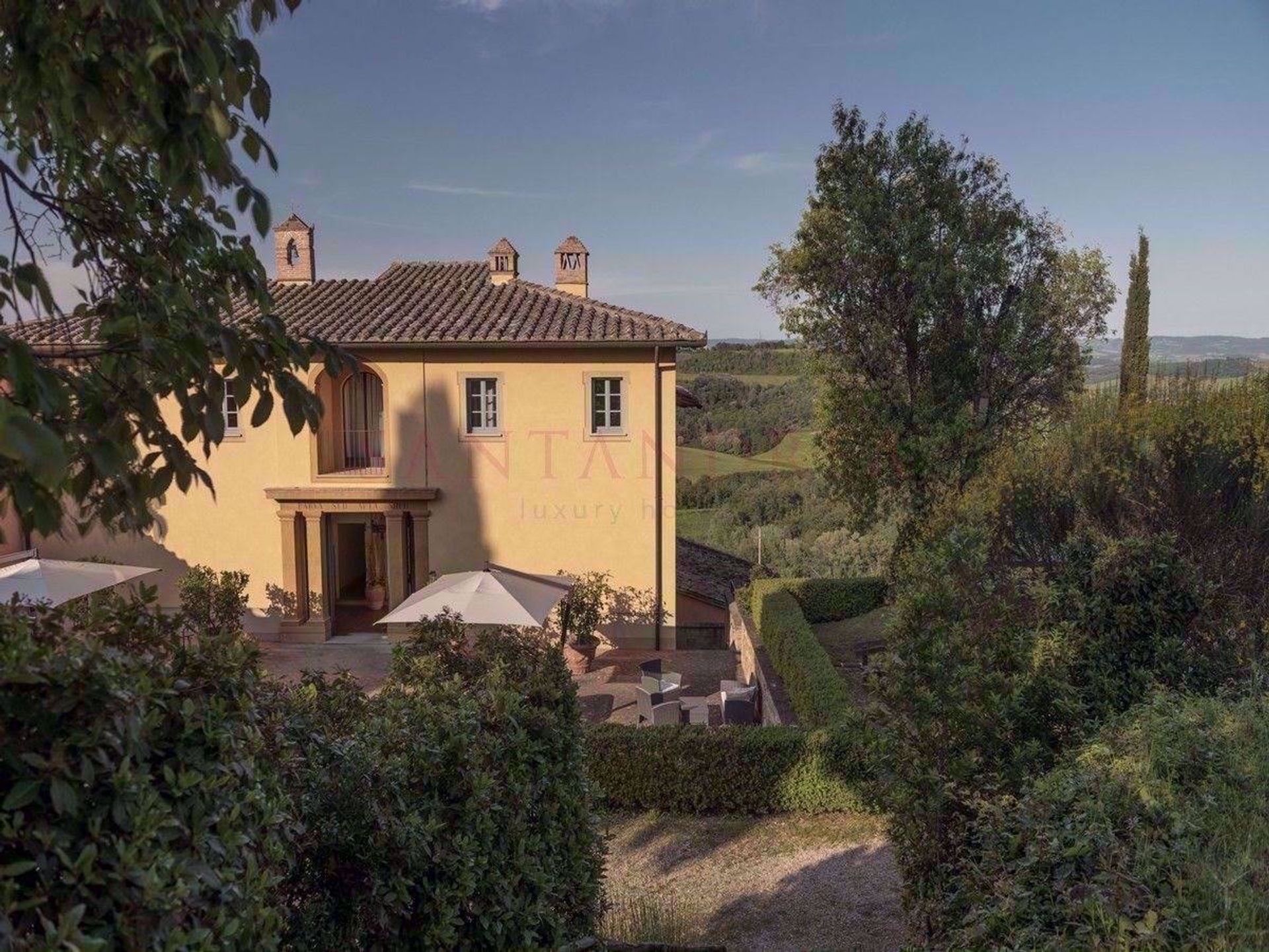 Huis in San Gimignano, Tuscany 10054569