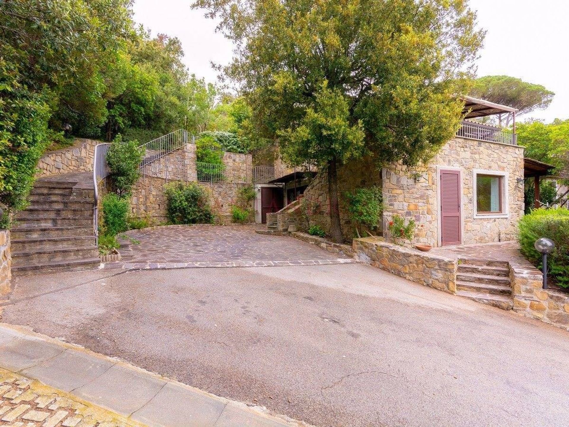 rumah dalam Castiglione della Pescaia,  10054581