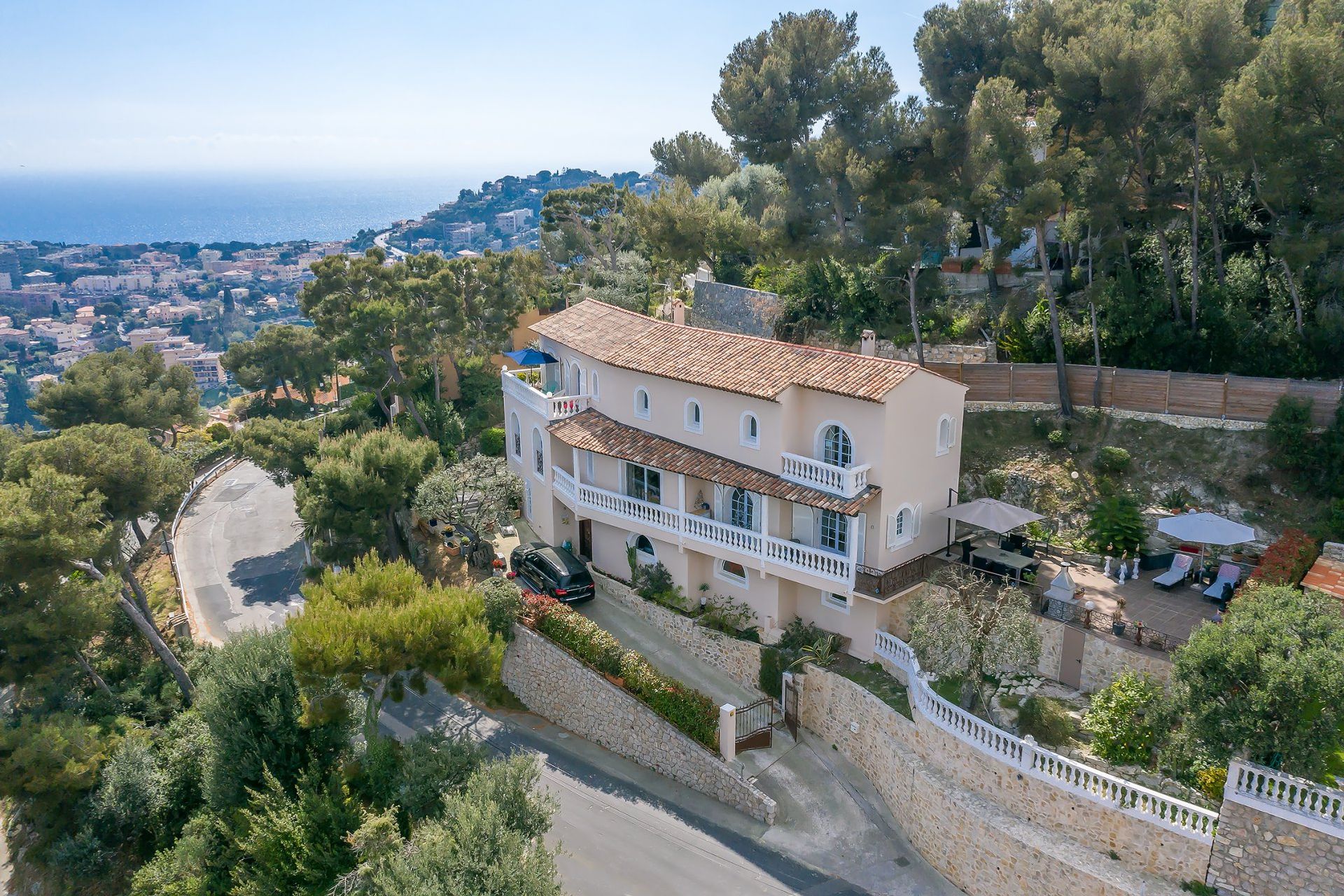 Talo sisään Cap Martin, Provence-Alpes-Cote d'Azur 10054788