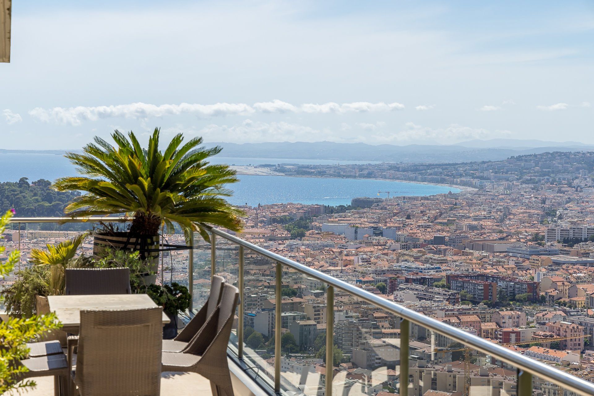 Condominium in Le Ray, Provence-Alpes-Cote d'Azur 10054814