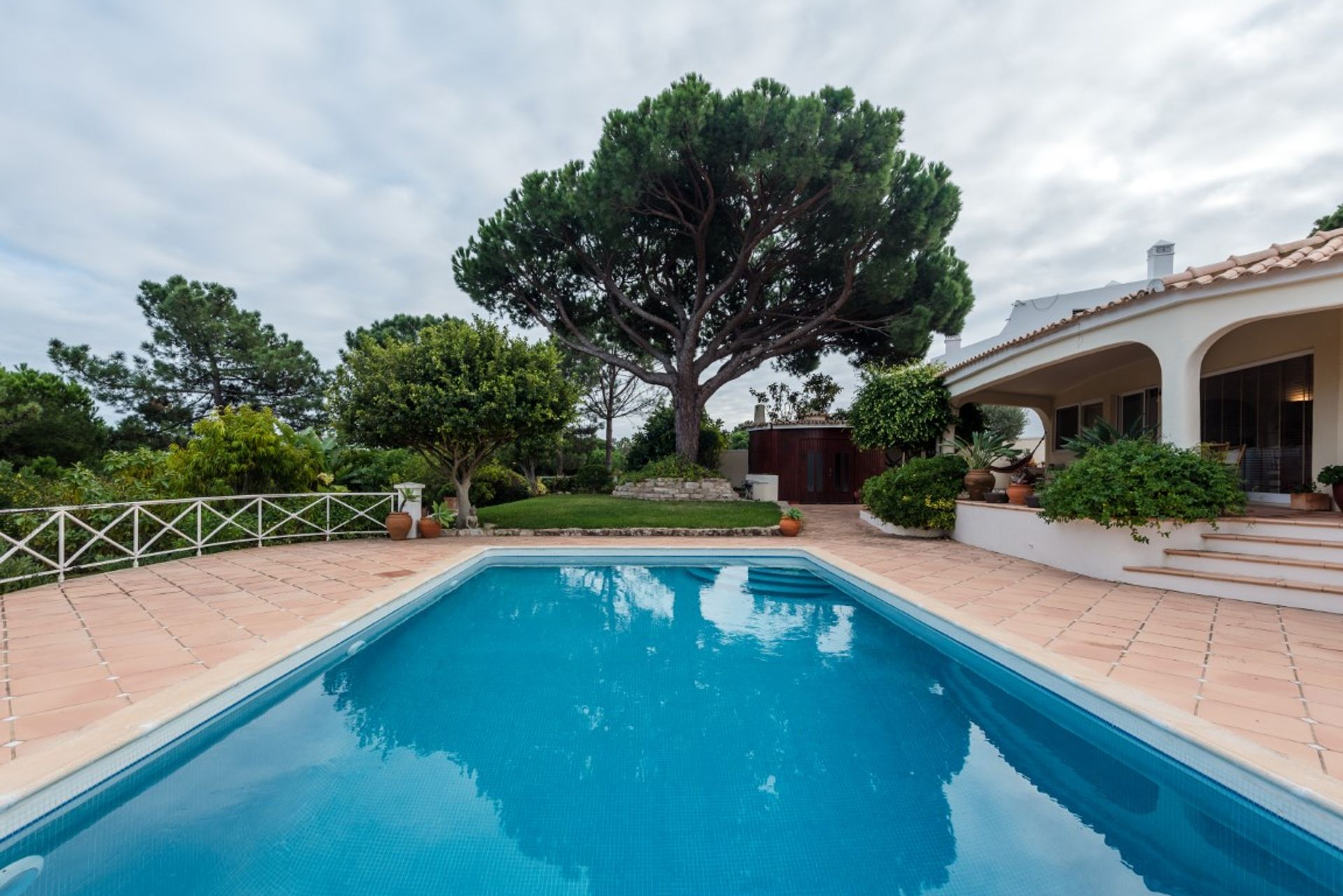 жилой дом в Quinta Do Lago,  10054863